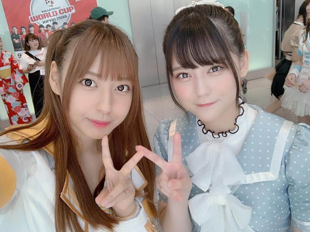 河合くるみさんのインスタグラム写真 - (河合くるみInstagram)「・ ・ ＝LOVEの髙松瞳さん♡♡ MVでみたまんま！！ センターがらすごい似合う😭 ライブも近くで見れて嬉しかった〜(*´｡･ω･｡`*) とってもかわいかったです💓 ・ ・ そういえばいつもツイートして満足しちゃうから ちゃんとインスタにも画像のせることにした(꒪˙꒳˙꒪ ) ・ ・ #エラバレシ #河合くるみ #イコラブ #髙松瞳 #tif2019 #idol #live」8月5日 19時32分 - 6v6_krm