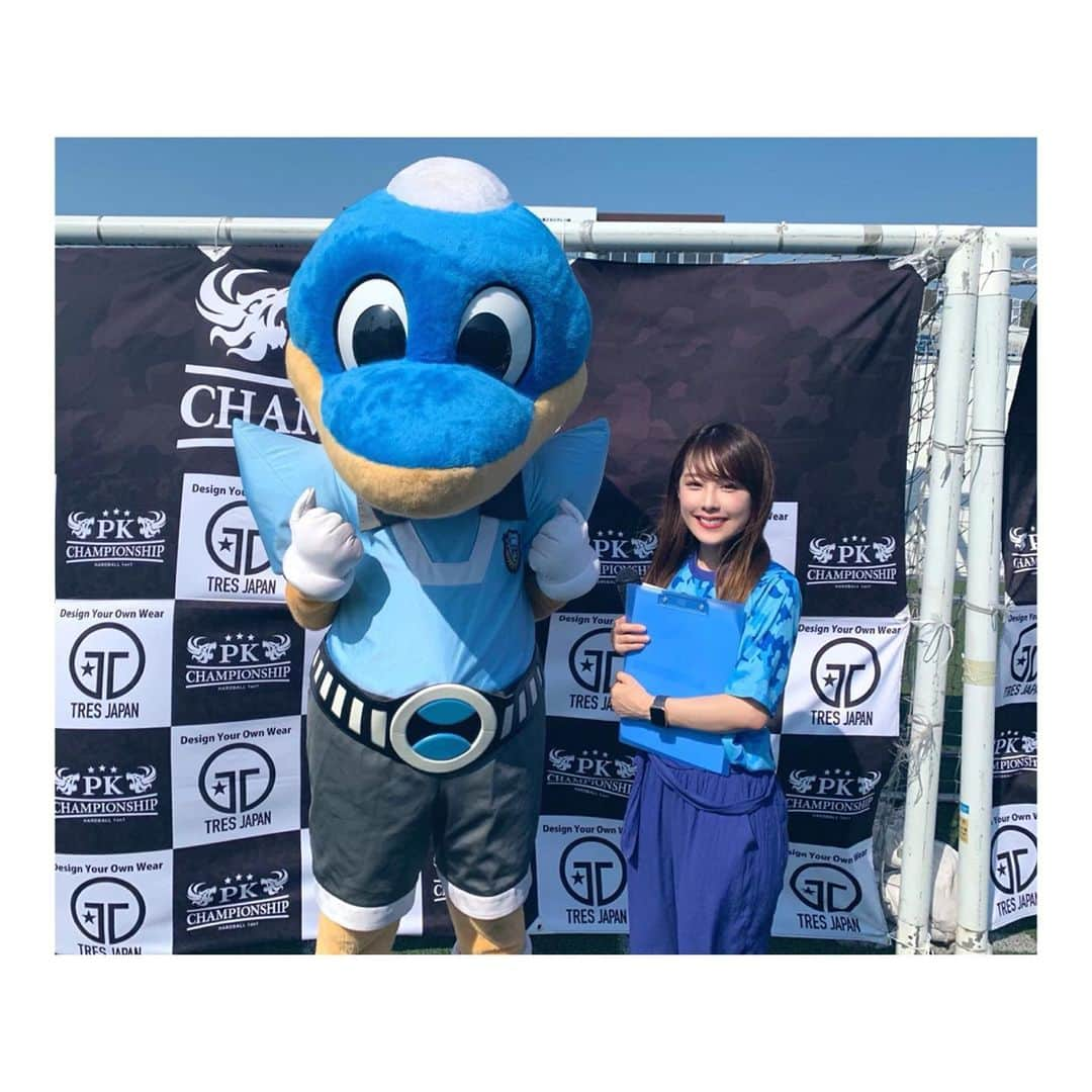 峰麻美さんのインスタグラム写真 - (峰麻美Instagram)「⚽️第6回PKチャンピオンシップ⚽️ 気付けばもう6回目‼️ 今回も最後まで白熱した素晴らしい大会になりました✨  出場常連組のみなさんも、初めましてのみなさんも、暑い中本当にありがとうございました😊  来月の沖縄大会に出場される方は是非楽しんでください🏝  それ以外のみなさんはまた来年の春にお会いしましょう👋  #soccer #football #futsal #pk #pkchampionship #pkチャンピオンシップ #川崎フロンターレ #ふろん太くん #優勝賞金100万円」8月5日 19時52分 - asaaaaami.0702