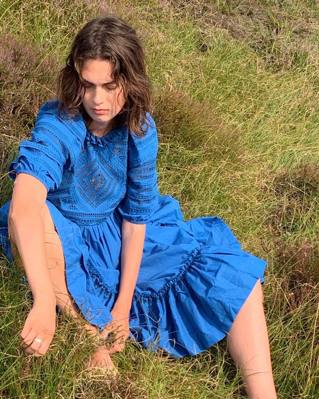 のインスタグラム：「Forever Blue 💙 @palmaria⠀⠀⠀⠀⠀⠀⠀⠀⠀ #copenhagenfashionweek⠀⠀⠀⠀⠀⠀⠀⠀⠀ #spring2020 #behindthescenes⠀⠀⠀⠀⠀⠀⠀⠀⠀ #colorinspo」