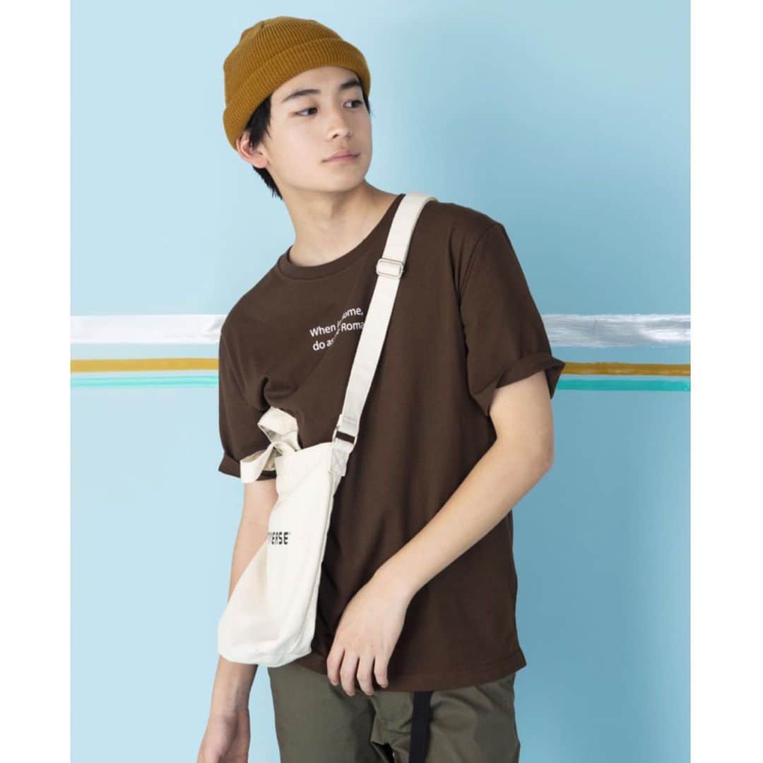 のインスタグラム：「✔︎logo print t-shirt ¥1,290+tax ✔︎roll knit cap ¥990+tax ✔︎2way logo shoulder bag(CONVERSE) ¥1,990+tax  @fumiya_0_3_1_2  #wego#wegomagazine#wegotee#summerfashion#street」