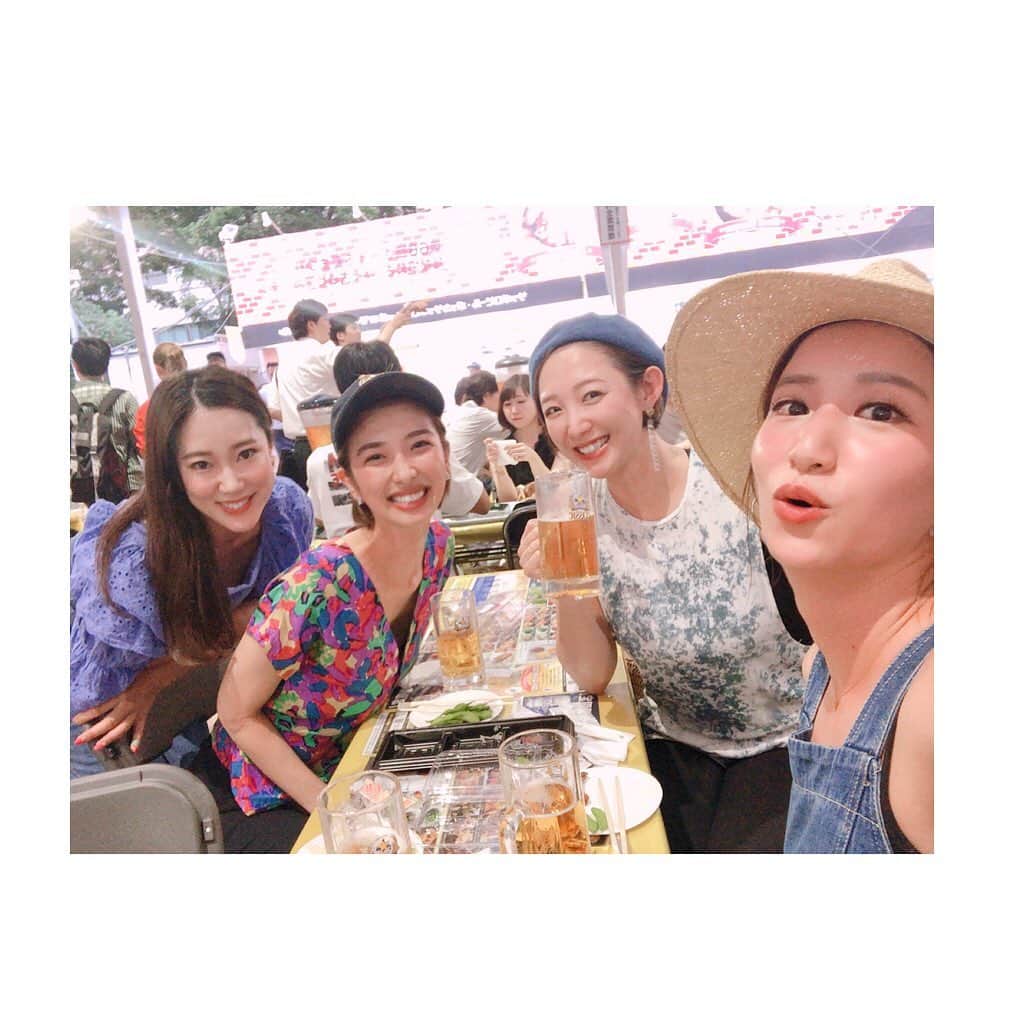 のインスタグラム：「・ ナイスなメンバーとの ビアガは別格🙆🏻‍♀️🙆🏻‍♀️🙆🏻‍♀️✨ #勝手に一人で酔っ払った日カッコ酔い @miku_yoga  @shino_akama  @hitomi_toyosawa」