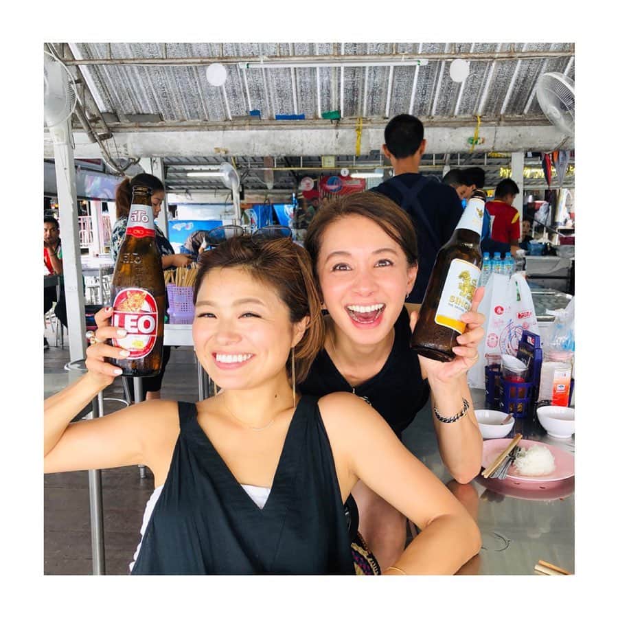 稲沢朋子さんのインスタグラム写真 - (稲沢朋子Instagram)「今日も暑いですね💦 こんな時は🍺が美味しい❤️ 放浪記もうしばらくお付き合いください #Thai #タイ #ビール #ビヤガーデン #タイ料理」8月5日 12時01分 - ina_tomo