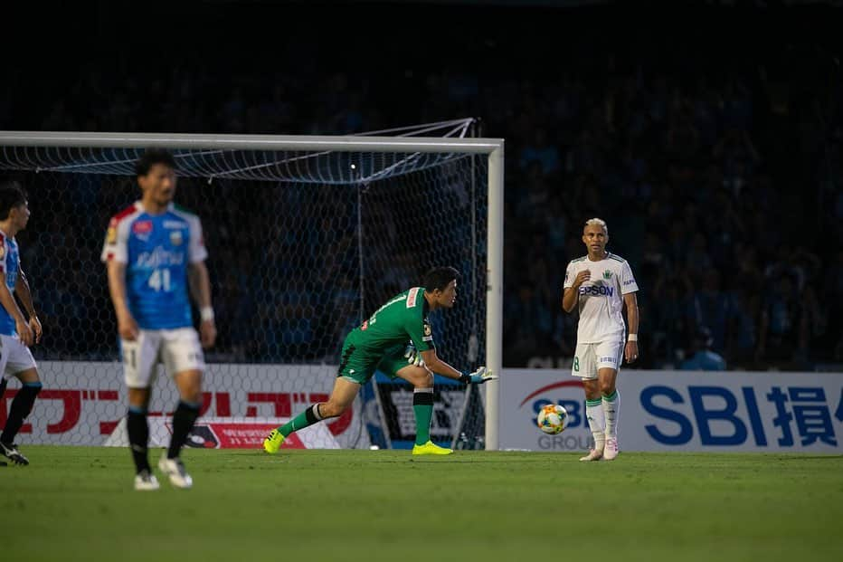 チョン・ソンリョンさんのインスタグラム写真 - (チョン・ソンリョンInstagram)「🐬💙💙🖤🖤⚽️💪」8月5日 14時25分 - jung.sung.ryong