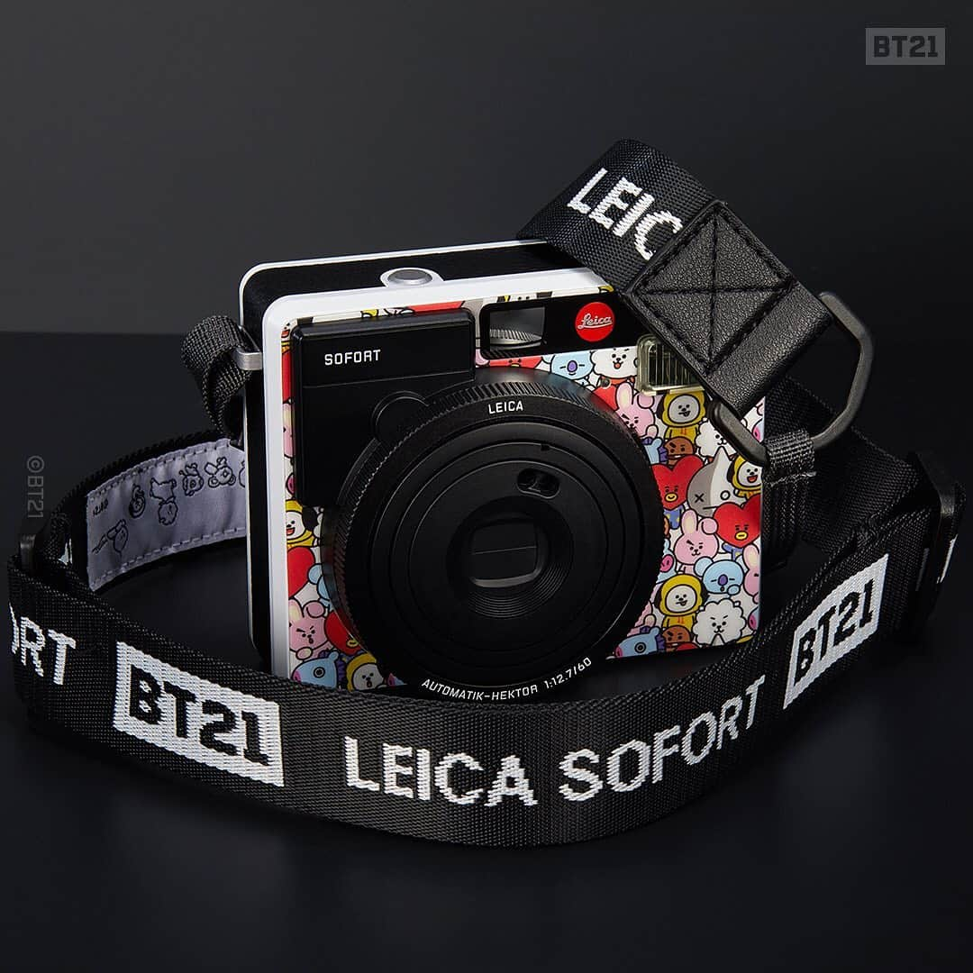 BT21 Stars of tomorrow, UNIVERSTAR!さんのインスタグラム写真 - (BT21 Stars of tomorrow, UNIVERSTAR!Instagram)「‪Capture the moment,‬ Transform into memory  with Leica SOFORT BT21 💫  FIND OUT MORE 👉LINK IN BIO  #LeicaXLINEFRIENDS #Leica #BT21 #LeicaBT21 #Collaboration #LeicaSOFORT #August8th #ComingSoon」8月5日 15時00分 - bt21_official