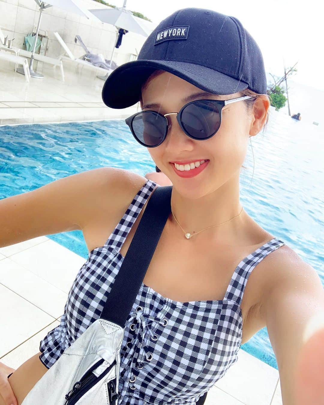 三好絵梨香さんのインスタグラム写真 - (三好絵梨香Instagram)「夏が苦手だったけど。 好きになってきた♡  #夏休み#プール」8月5日 15時34分 - erika.miyoshi