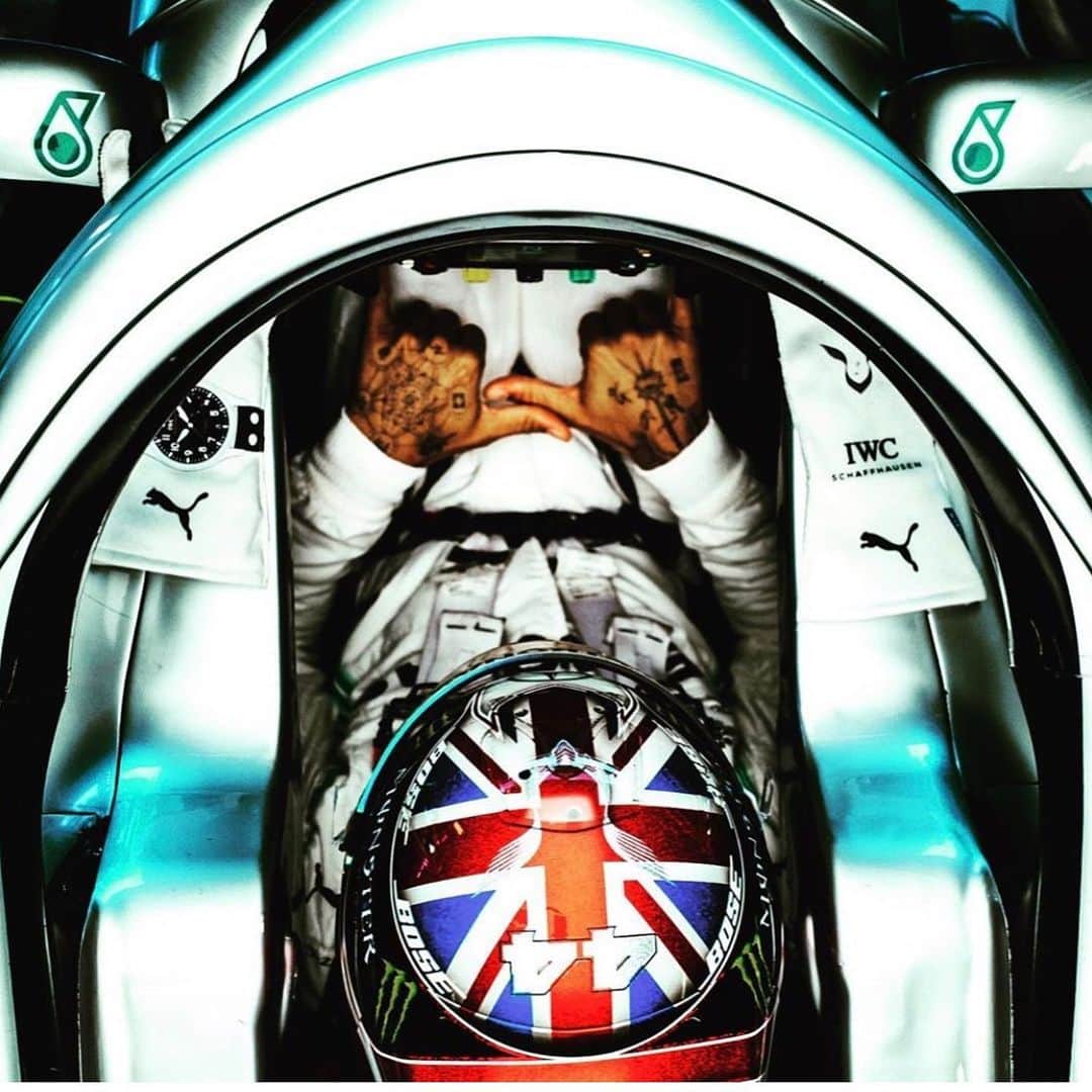 IWCさんのインスタグラム写真 - (IWCInstagram)「#Regram @lewishamilton F1 will be back in three short weeks at the epic Spa Francorchamps circuit. For the Drivers’ Championship, Lewis takes a commanding 62 point lead over Valtteri into the summer break, who himself now holds 2nd position . #IWCRacing」8月5日 16時03分 - iwcwatches