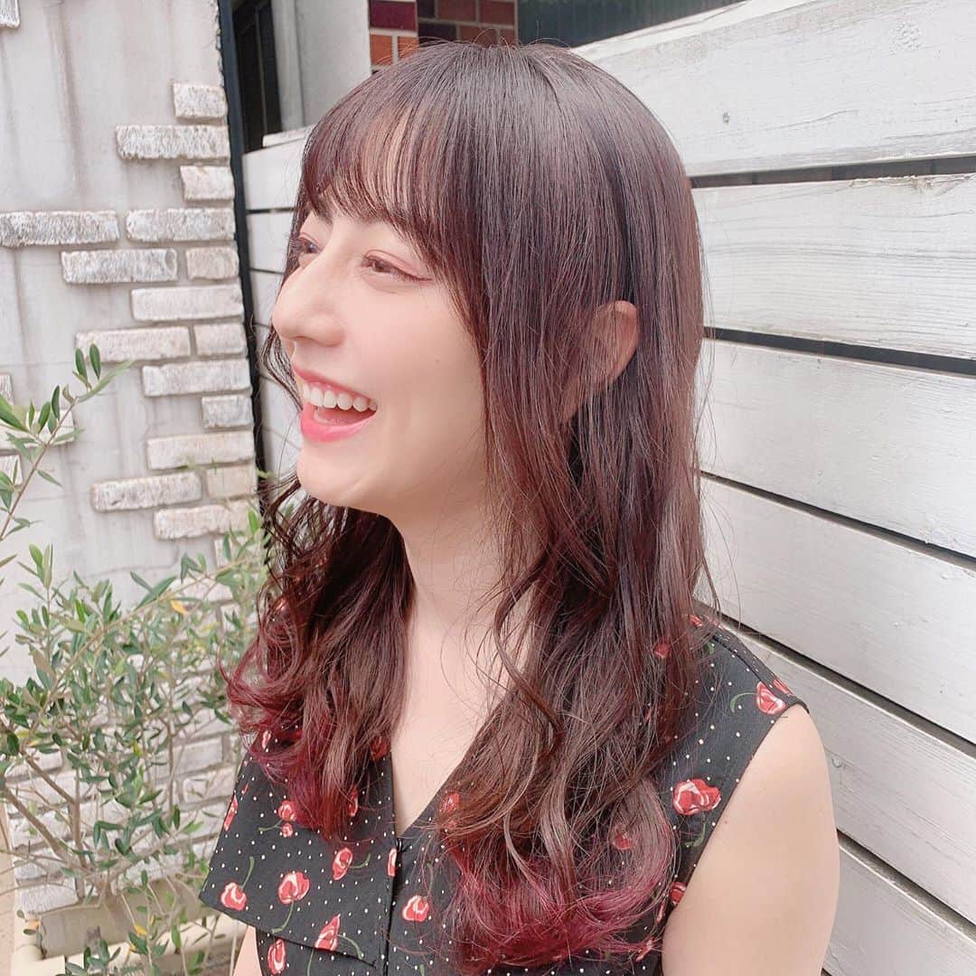 杉本有美さんのインスタグラム写真 - (杉本有美Instagram)「New color💕  毛先だけ色を入れました☺️ 気分転換❤️ いつもありがとうございます。  #lewin #i'll #原宿」8月5日 16時52分 - sugimotoyumi_official
