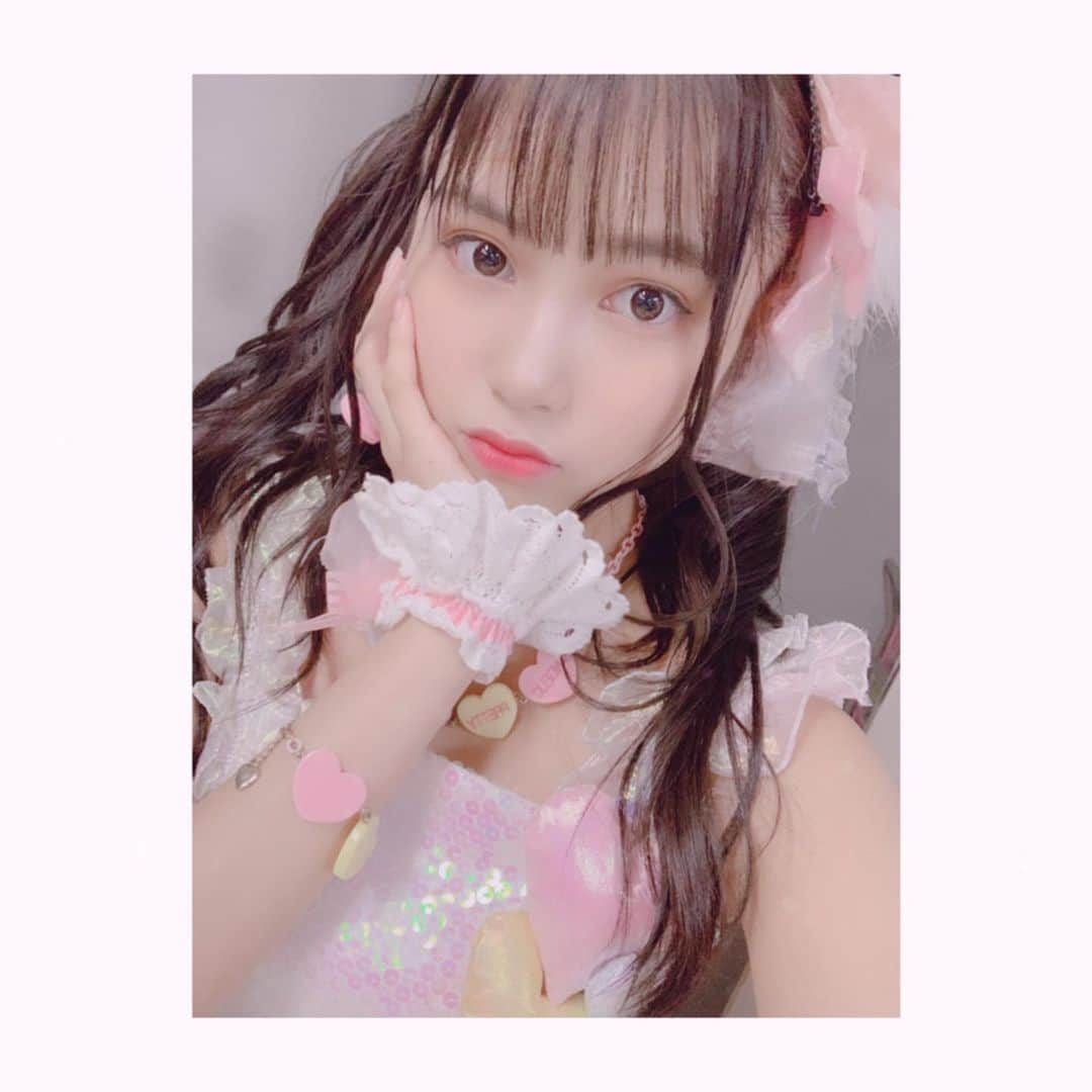 清水梨央さんのインスタグラム写真 - (清水梨央Instagram)「｡* ❤︎… …❤︎*。﻿ ୨୧┈┈┈┈┈┈┈┈┈┈┈┈┈┈┈୨୧﻿ ﻿ ﻿  ぴ ん く ⸜❤︎⸝‍﻿ ﻿ ୨୧┈┈┈┈┈┈┈┈┈┈┈┈┈┈┈୨୧」8月5日 17時10分 - rio_shimizu