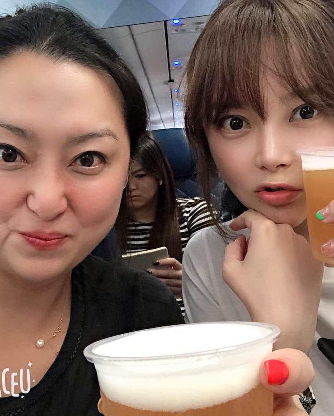 パク・シヨンさんのインスタグラム写真 - (パク・シヨンInstagram)「We are very happy together🥰  고마워 루씨~💕」8月5日 17時38分 - l.h.mom