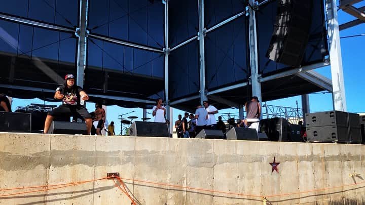 MCハマーのインスタグラム：「Sound Checking "Mood" featuring @gentrykozia in Corpus Christi, Texas 🔥」