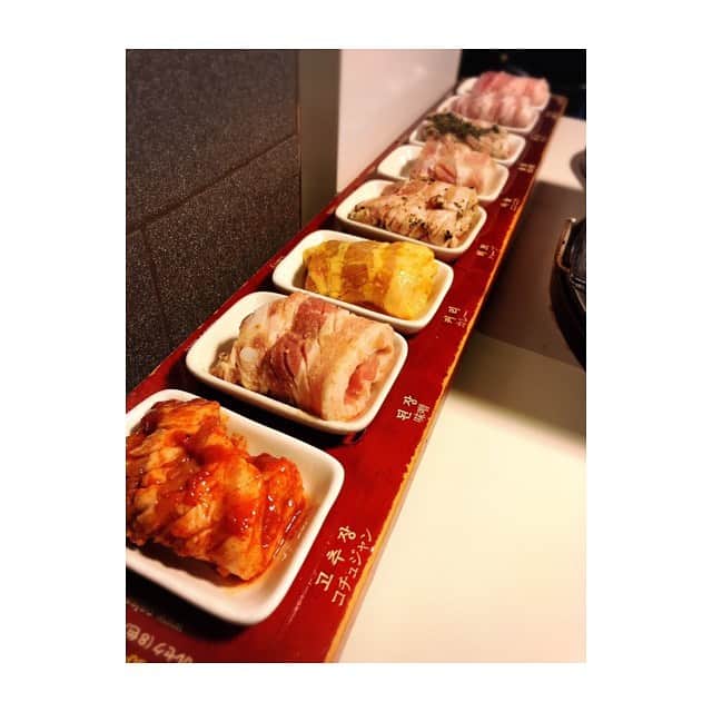 長沢美月さんのインスタグラム写真 - (長沢美月Instagram)「8色サムギョプサル✨ 味が全て違って美味しいんですが、途中から訳がわからなくなってきます。笑 #サムギョプサル #8色サムギョプサル #韓国料理 #ブログ更新しました」8月5日 18時02分 - _mizuki_0212