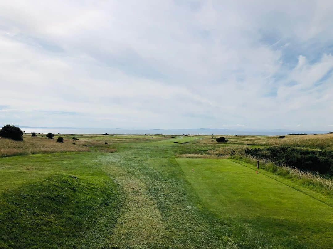 チェ・ナヨンさんのインスタグラム写真 - (チェ・ナヨンInstagram)「Thank you for letting us to play this amazing golf course two  days ago in North Berwick !!! @gullanegolfclub1882 really enjoyed!!! #preesh」8月5日 18時25分 - nychoi87