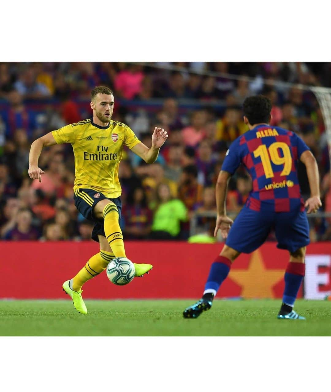 カラム・チャンバースさんのインスタグラム写真 - (カラム・チャンバースInstagram)「Tough one to take last night against a strong Barcelona at the Camp Nou! Not an easy place to go but we can take lots of positives from the game... Pre season ✅」8月5日 18時38分 - calumchambers95