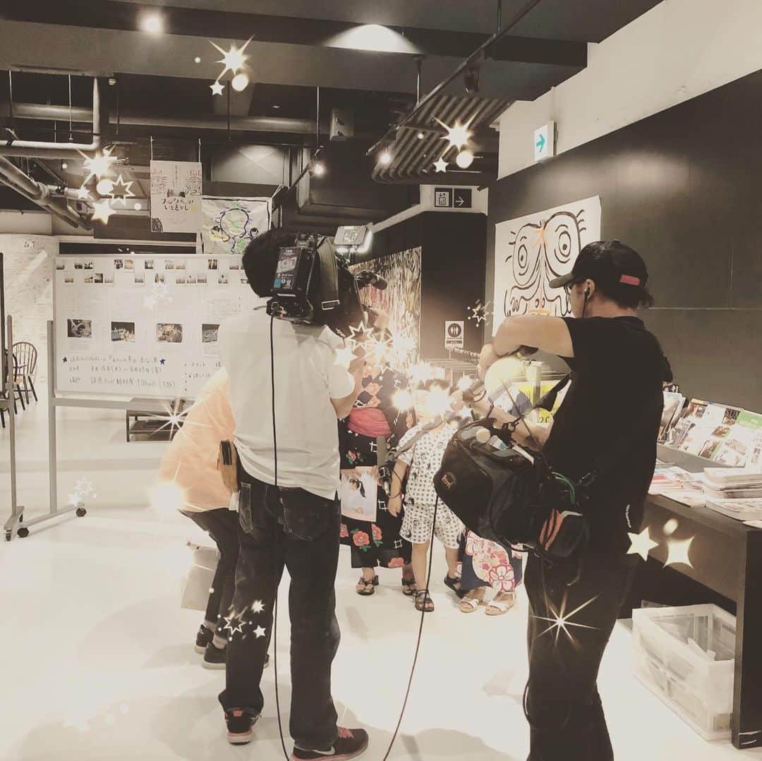 ひうらさとるのインスタグラム：「城崎国際アートセンターで昨日成果発表があったままごとの代表作「わたしの星」。 子供たちもかつてティーンだった大人たちも見終わった後、感想と共感が止まらない素敵な舞台でした。 丁寧に何度も推敲された脚本とフレッシュで刹那的な俳優さんたちのパワーのケミストリー。 大阪読売テレビ新社屋で8/15から公演です。 ぜひ！この夏1番の舞台観て下さい！ #わたしの星 #ままごと #柴幸男 さん #読売テレビ #10hall」