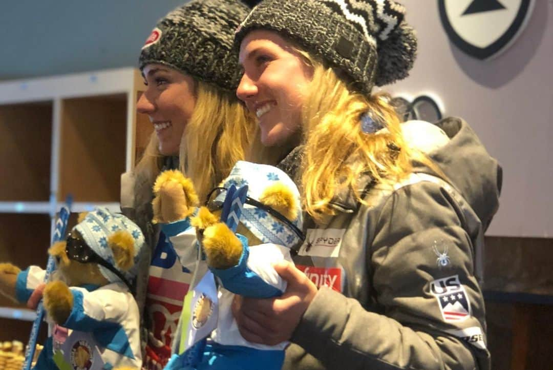 ミカエラ・シフリンさんのインスタグラム写真 - (ミカエラ・シフリンInstagram)「Guess what?! It’s time to mark your calendars - one of my favorite races on the @fisalpine calendar (@killingtonmtn‼️) is back Thanksgiving weekend, and tickets go on sale August 21 at 9am for the 2019 HomeLight Killington Cup. As always - general admission is FREE. I love competing at Killington...the fans are amazing and it’s the only opportunity we have to compete in front of family and friends, so it’s special!!👏🤗🎉 📷: @anseldickey/@sia_nordic  #beastworldcup」8月6日 5時03分 - mikaelashiffrin