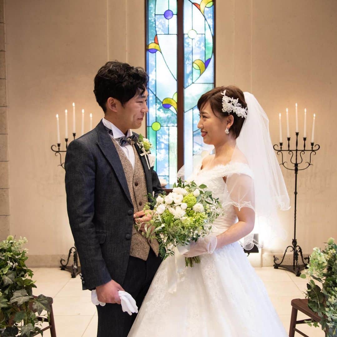 The Sally Garden（ザ サリィガーデン）さんのインスタグラム写真 - (The Sally Garden（ザ サリィガーデン）Instagram)「. 大きなテーブルを みんなで囲めば . . #幸せ の#笑顔 と声が 2倍になって響きます♡ . #披露宴 . . -----おすすめフェア情報----- 【8月10日(土)★特別フェア】 ガーデン×貸切邸宅×絶品試食×最新トレンド紹介 . 今回はなんと 無料試食に加え、 「何から始めればいいかわからない」 そんな二人に、経験豊富なスタッフが 海外のトレンドやサリィガーデンの 結婚式を実例でご紹介します！ . . きっと“ふたりらしさのヒント”が見つかるフェアです♩ . 詳しくはプロフィールのHPから!! ・。*・。*・。*・。*・。*・。*・ . . 🏠公式ホームページは @the_sally_garden のURLから💕 ☞http://sally-garden.jp/ . ． ・。*・。*・。*・。*・。*・。*・ サリィ"５大"おすすめPOINT👰♡ ・。*・。*・。*・。*・。*・。*・ （１）完全貸切ウエディング🏠💕 . 鮮やかな緑と光が包む。 別荘に友人や家族を招くようにリラックスできる空間 . ┈┈┈┈┈┈┈┈┈┈┈┈┈┈┈┈┈┈┈ （２）360度ゲストを囲むガーデン挙式🌿 . 憧れのガーデン挙式と 人気のラスティックウェディングが叶う . ┈┈┈┈┈┈┈┈┈┈┈┈┈┈┈┈┈┈┈ （３）ゲストの喜びが鍵になる👰🤵✨ . ふたりの想いやイメージを汲み取り、 おもてなしのプロとしてチームサリィが 一丸となり理想のウエディングを創り上げます。 . ┈┈┈┈┈┈┈┈┈┈┈┈┈┈┈┈┈┈┈ （４）笑顔が広がる美食🍽💕 . 幅広い年齢層から支持される美食 お箸で年配ゲストも食べやすい気配りも。 . ┈┈┈┈┈┈┈┈┈┈┈┈┈┈┈┈┈┈┈ （５）アクセス🚘🌟 . 最寄り駅から5分!! 国道50号線付近にあり各方面から訪れやすい。 ・。*・。*・。*・。*・。*・。*・。*・。*・ #ザサリィガーデン #gardenwedding  #wedding #bridal #花嫁diy #結婚式diy #日本中のプレ花嫁さんと繋がりたい  #花嫁さんと繋がりたい #結婚式準備中  #花嫁準備 #卒花嫁レポ #オリジナルウェディング #ウエディングアイテム #ゼクシィ #marry花嫁 #ウェディングニュース  #ウェディングレポ #ハナレポ #栃木 #群馬 #プレ花嫁 #結婚式 #卒花しました #2019年夏婚 #2019年秋婚 #2019wedding」8月5日 21時01分 - the_sally_garden
