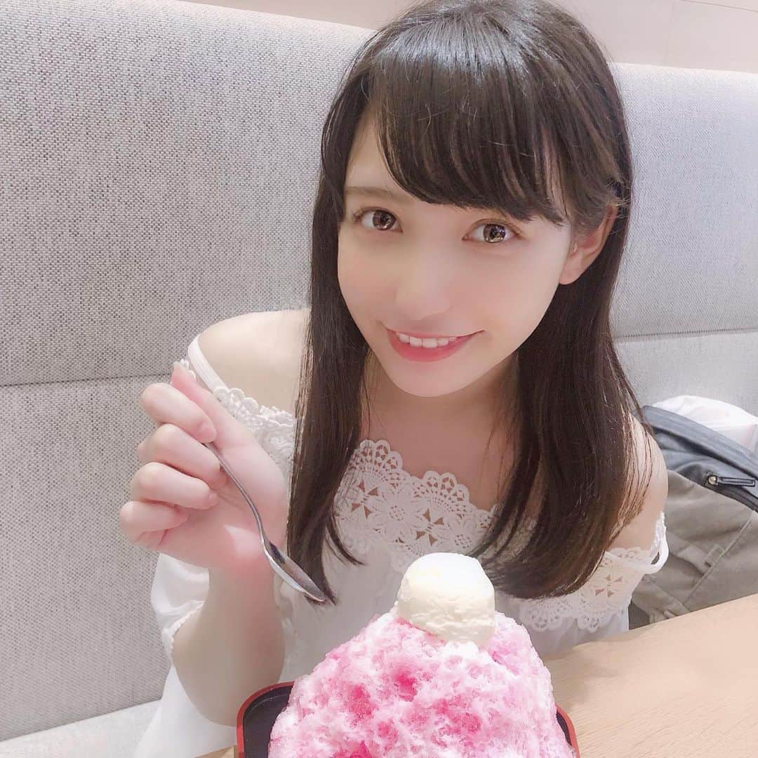 星野渚さんのインスタグラム写真 - (星野渚Instagram)「ふわふわのかき氷を食べる夢が叶いました😳💕 ＊ とっても美味しい！ ＊ ＊ ＊ #リズリサ #lizlisa #リズリサワンピース #109 #かき氷 #夏コーデ #小田原ランチ #小田原カフェ #カフェ #夏休み満喫 #白ワンピ #白コーデ #ワンピース」8月5日 21時33分 - nagisa0717_x_x