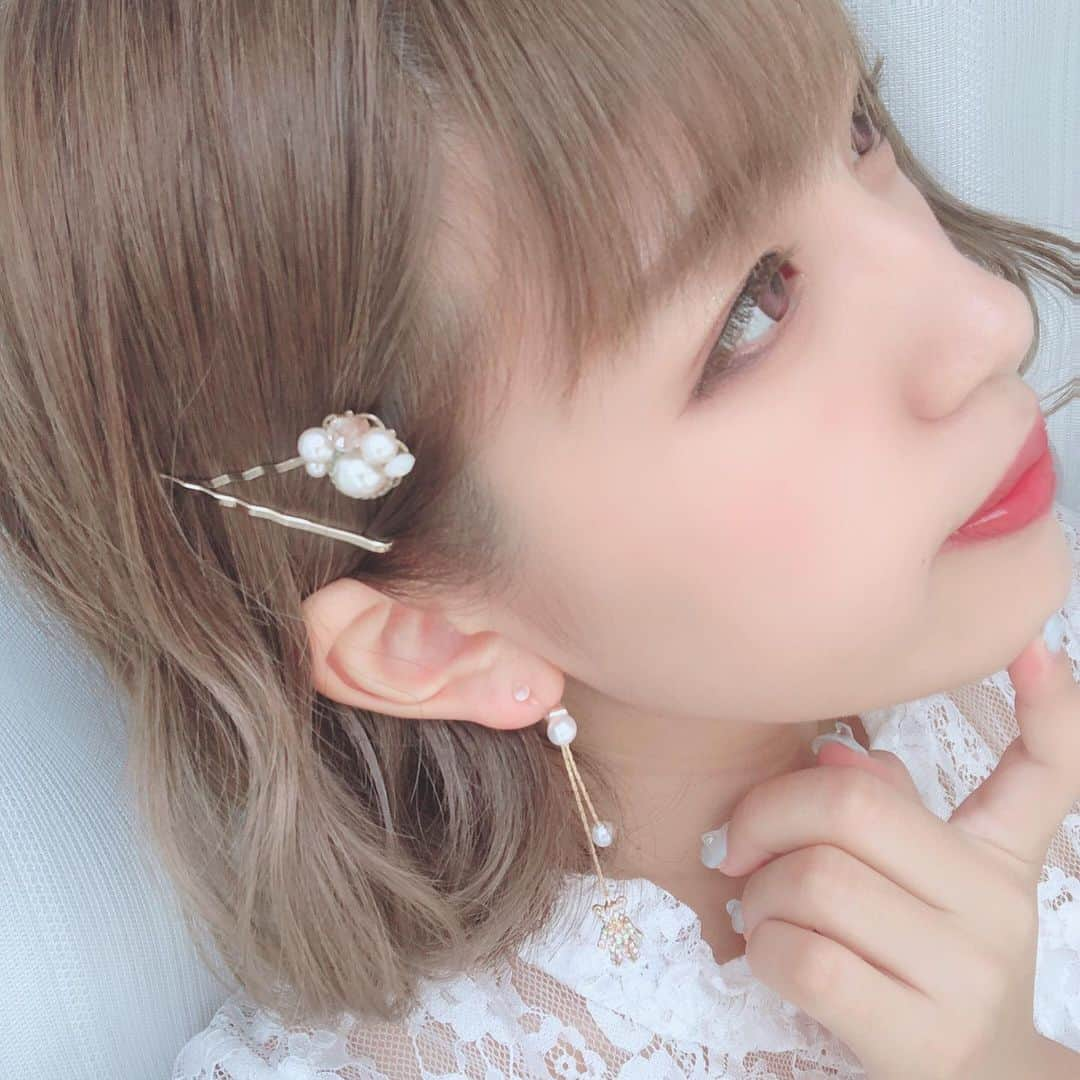 郷杏樹さんのインスタグラム写真 - (郷杏樹Instagram)「. チャンネル登録者数６万人 ありがとうございます🙌✨ . . 最近質問が多いのまとめておきます！ カラコン→メルシェのチェリーブラウン🍒 つけま→ダイヤモンドラッシュのバンビ👀 コテ→クレイツの26mm . .」8月5日 22時14分 - mini_size0