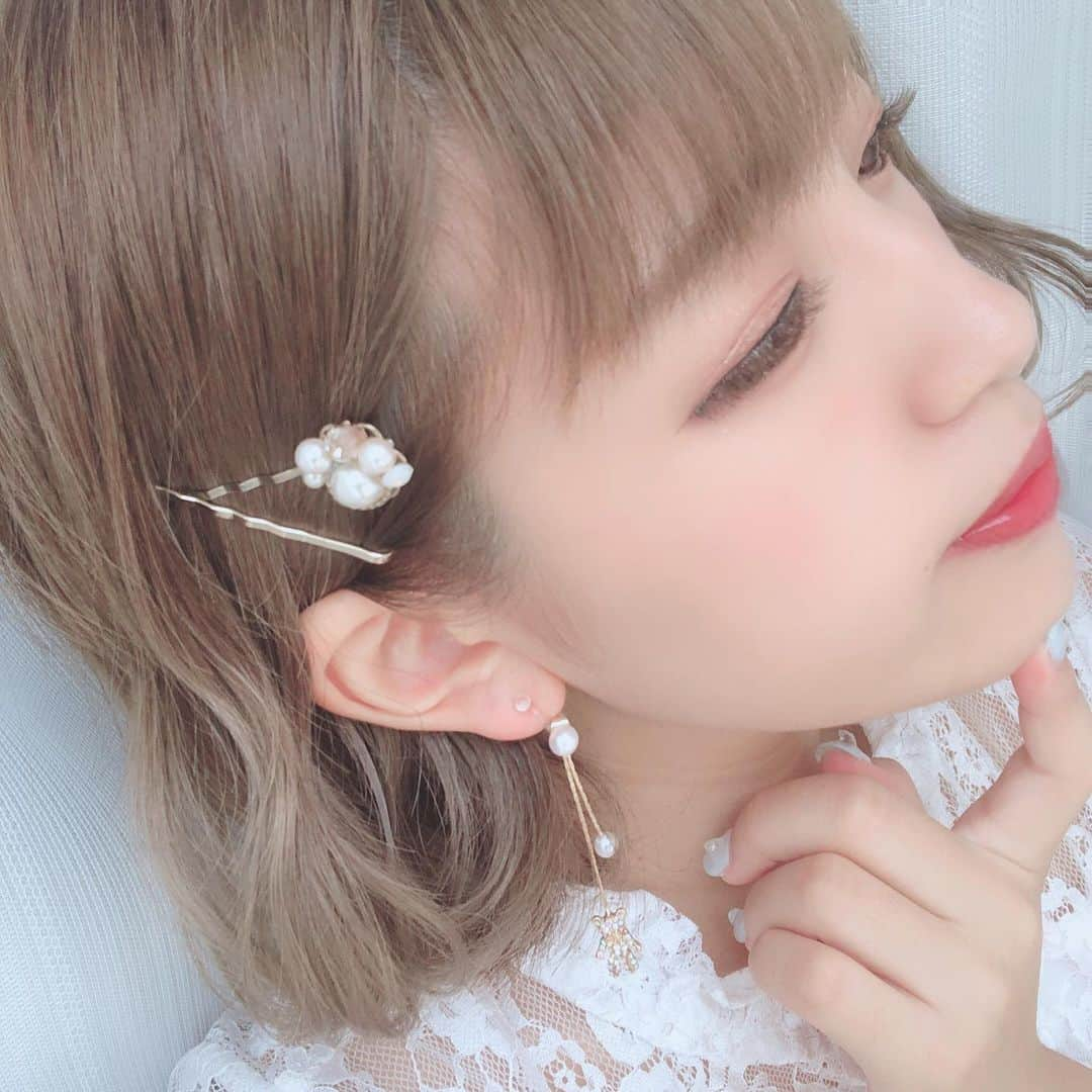 郷杏樹さんのインスタグラム写真 - (郷杏樹Instagram)「. チャンネル登録者数６万人 ありがとうございます🙌✨ . . 最近質問が多いのまとめておきます！ カラコン→メルシェのチェリーブラウン🍒 つけま→ダイヤモンドラッシュのバンビ👀 コテ→クレイツの26mm . .」8月5日 22時14分 - mini_size0