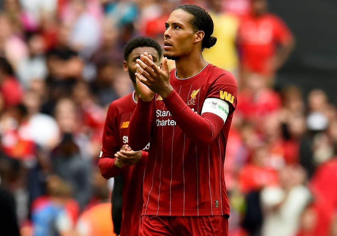 ビルヒル・ファン・ダイクさんのインスタグラム写真 - (ビルヒル・ファン・ダイクInstagram)「It was a good battle yesterday at Wembley! Disappointed of course that the penalties didn’t go our way in the end but lots we can take from the game. Next up, the @premierleague 💪😁」8月5日 22時19分 - virgilvandijk