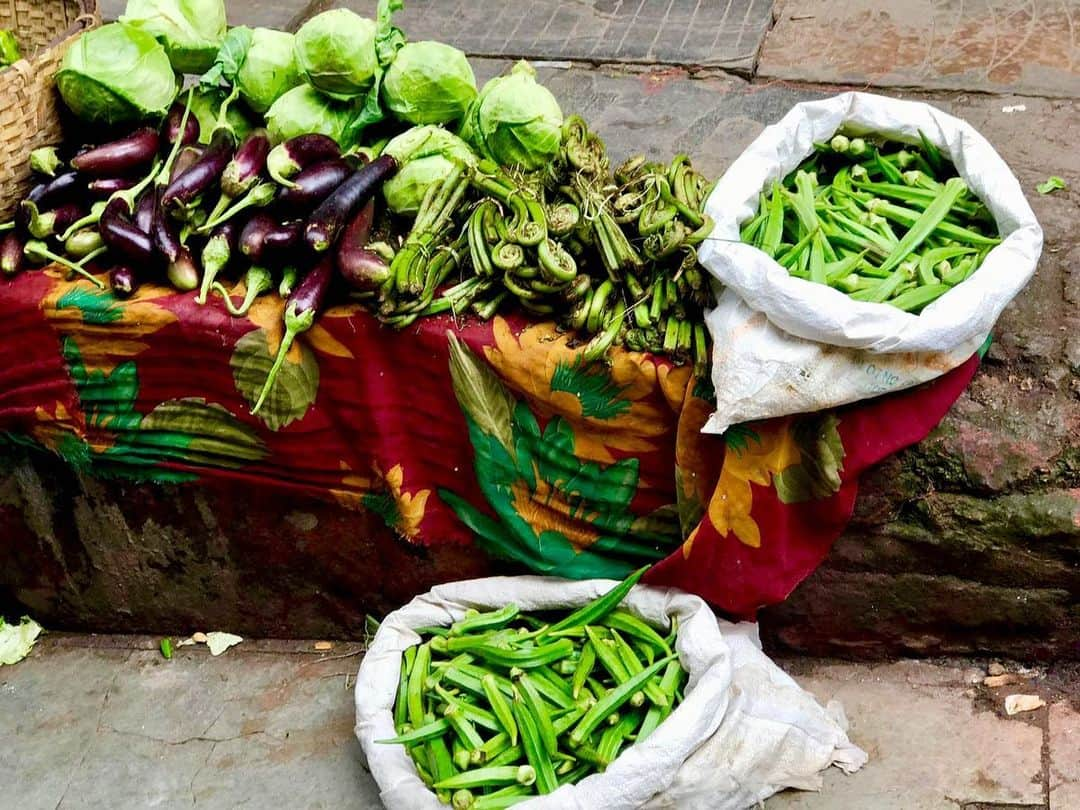 エヴァンジェリン・リリーさんのインスタグラム写真 - (エヴァンジェリン・リリーInstagram)「#almora #himalayas #india #beauty #colour #life」8月5日 22時51分 - evangelinelillyofficial