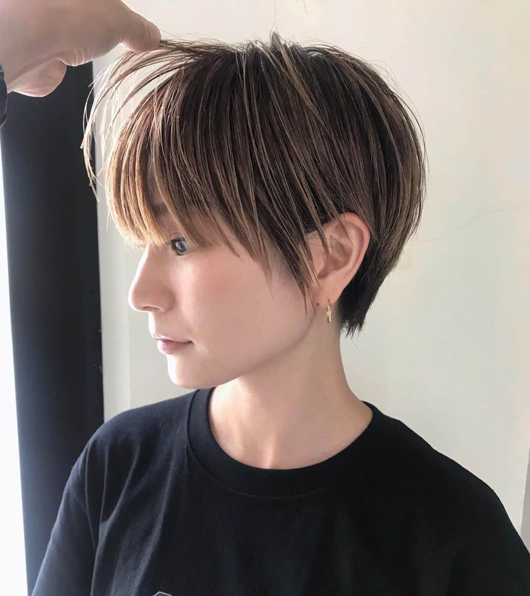 ショートヘアカタログ・紺野 善仙のインスタグラム