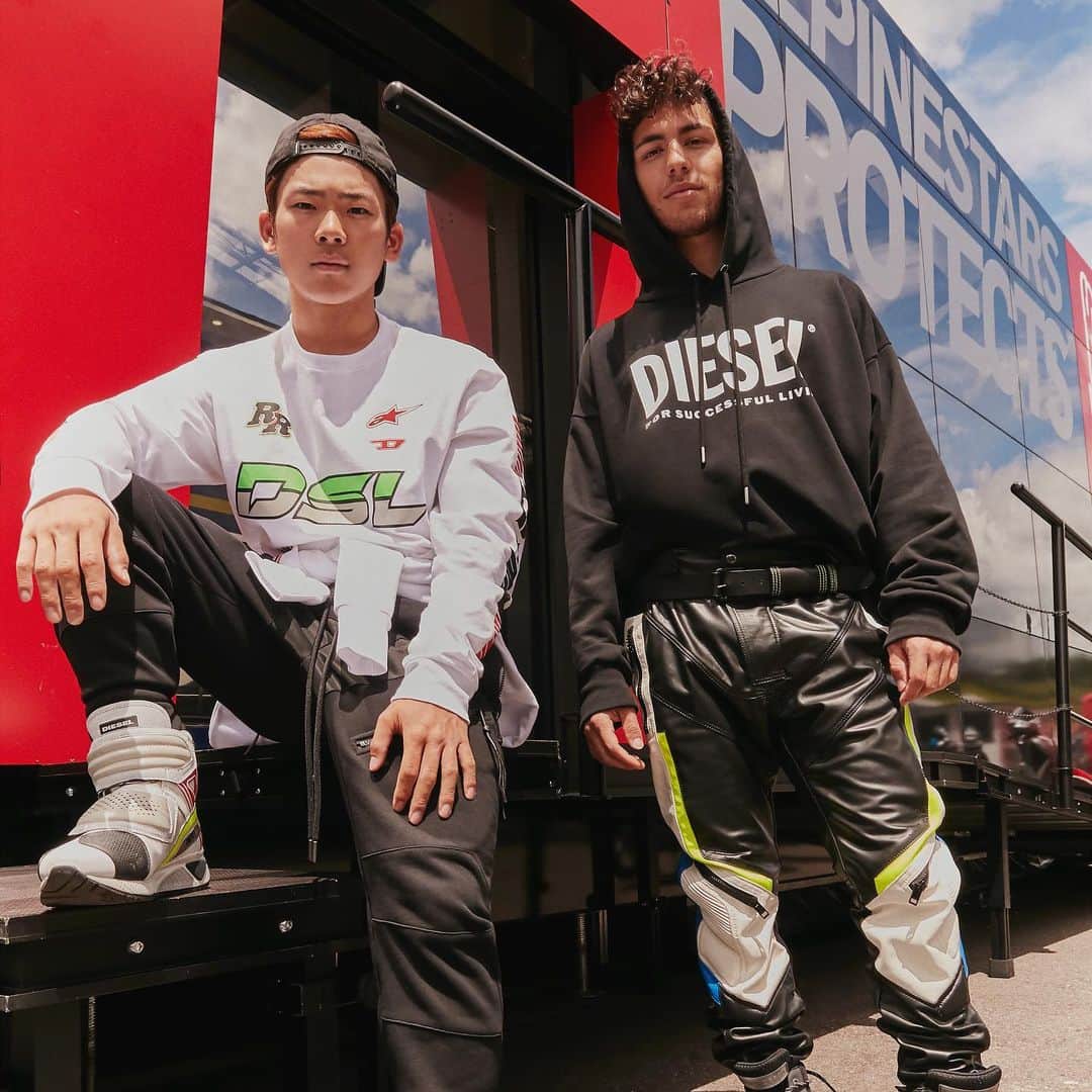 ディーゼルのインスタグラム：「Double trouble. Because teamwork makes the dream work. #DieselxAlpinestars」