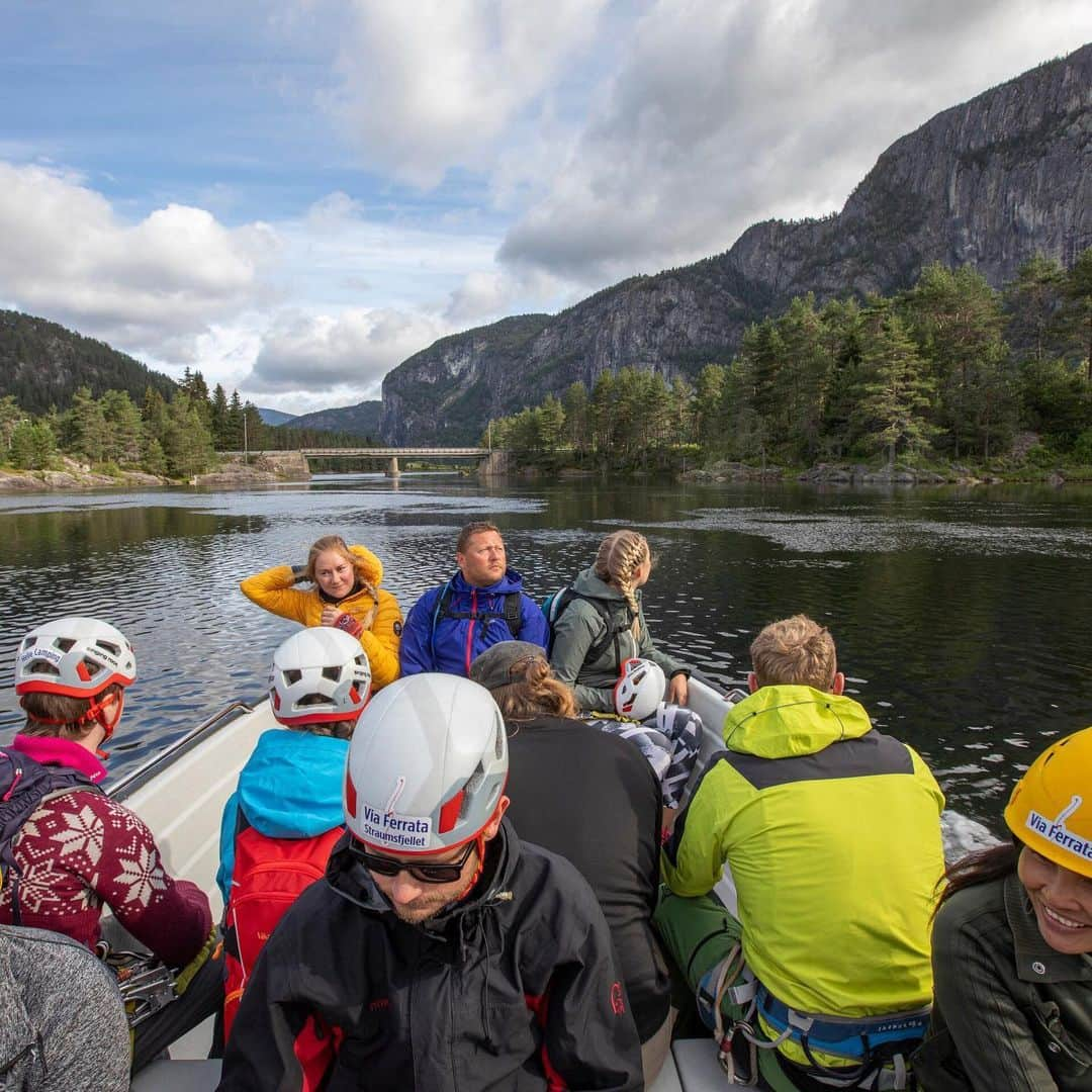 ニューヨーク・タイムズさんのインスタグラム写真 - (ニューヨーク・タイムズInstagram)「Setesdal has long been considered by many Norwegians to be a fascinating but provincial region whose inhabitants clung to outmoded ways. The area’s rich traditions of fiddle music, song, dance, costume and even language are all curiously distinct from the rest of Norway. But the very distinctions that once prompted urbanites to mock the valley’s rural inhabitants have become sources of interest and pride, even as some inhabitants are leaving for school and work opportunities elsewhere. As those from the region are looking for ways to preserve their customs and keep relevant in the digital era, the historically insular valley is now opening itself to visitors and sharing Setesdal’s natural beauty and cultural wealth with outsiders. Click the link in our bio to read more and follow @nytimestravel for more travel inspiration. @villanueva.photo shot these photos.」8月5日 23時27分 - nytimes