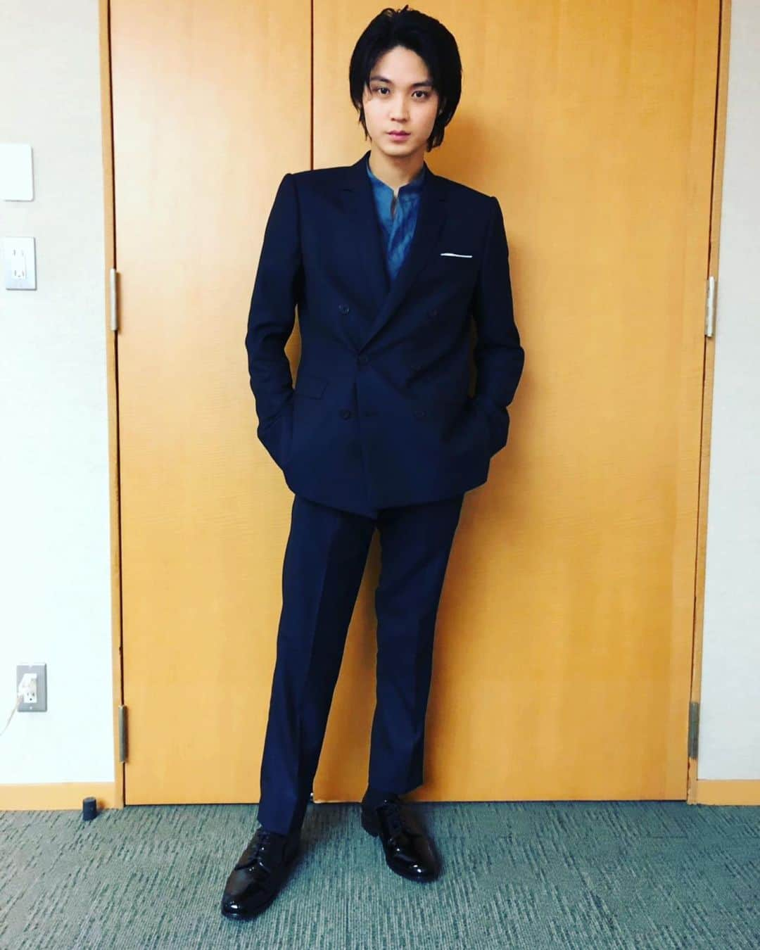 磯村勇斗さんのインスタグラム写真 - (磯村勇斗Instagram)「「しゃべくり007」  ご覧頂きありがとうございました！  頬の筋肉と、腹筋が攣ってしまう程、楽しい時間でした！  しゃべくりの皆さん、そして泰造さん助けて頂きありがとうございました。 サウナ尽くしでしたが…  8月25日〜始まる GANG PARADEさんと主演を務める ミュージカル「プレイハウス」 是非、遊びに来て下さい✨  #しゃべくり007 #ミュージカル #プレイハウス #GANGPARADE さん  #サ道 #今日から俺は  #EMPORIOARMANI」8月5日 23時20分 - hayato_isomura