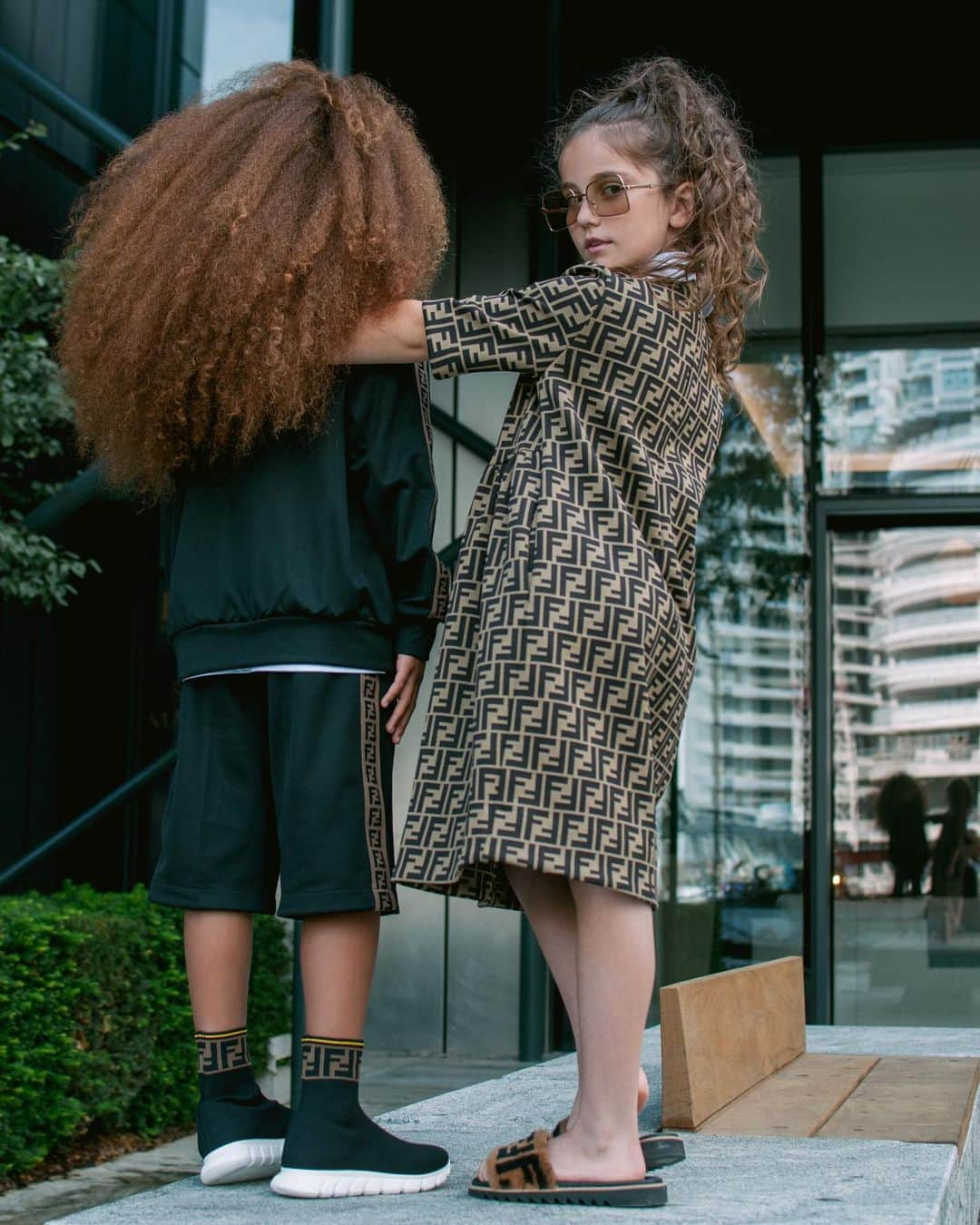 Laertaさんのインスタグラム写真 - (LaertaInstagram)「The best things in life are free. The second best are expensive 😀 L & F ( @faroukjames ) rocking their @fendi @fendikids outfits from @jaksslondon ❤️ Photo @andreglukhovphoto  Sunglasses @italoptik」8月5日 23時25分 - fashion_laerta