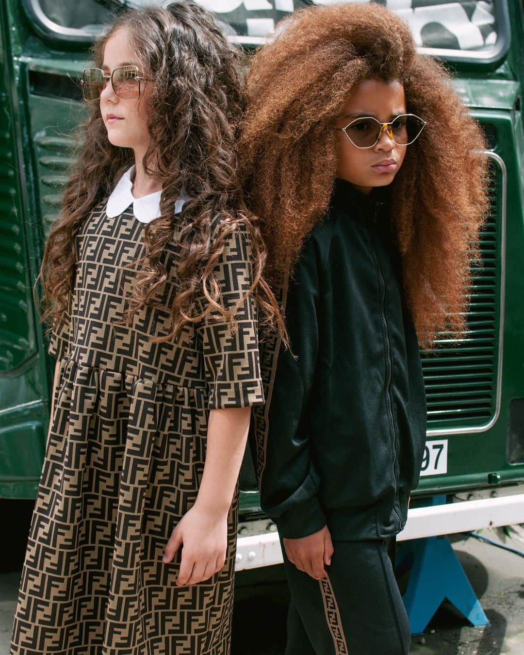 Laertaさんのインスタグラム写真 - (LaertaInstagram)「The best things in life are free. The second best are expensive 😀 L & F ( @faroukjames ) rocking their @fendi @fendikids outfits from @jaksslondon ❤️ Photo @andreglukhovphoto  Sunglasses @italoptik」8月5日 23時25分 - fashion_laerta