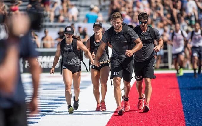 Camille Leblanc-Bazinetさんのインスタグラム写真 - (Camille Leblanc-BazinetInstagram)「Alec: “wanna be on our team” “  The rest is now history!!! This was the most fun I’ve ever had at the crossfit games!! Getting second is just the cherry on top!! I really believe that life is all about connecting with each other’s, creating memories, learning and getting inspired by each other to become better people! “  We did the best we could and that’s cool but the experience and the bound that we’ve built over the past couple week is something that I will be grateful for a lifetime!!! “  My teammate are literally some of the most giving selfless, badass and toughest person I know! Just some really really freaking high class act and quality people!! “  I’m already all emotional that I won’t see them tomorrow 😭♥️⭐️ “  Thanks for everyone who reached out , your support meant the world to us and still does we are filled with love and gratitude 🙏🙌🏽⭐️」8月5日 23時37分 - camillelbaz