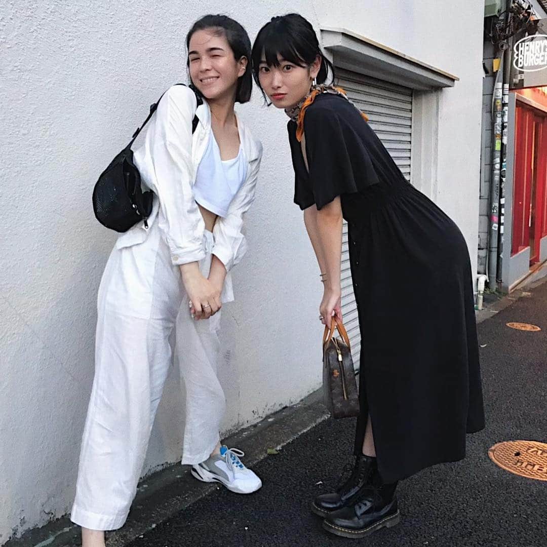 ケルク ハナのインスタグラム：「・ ・ だっちゅーのとUFO発見した人と山本リンダ👙🛸💃」