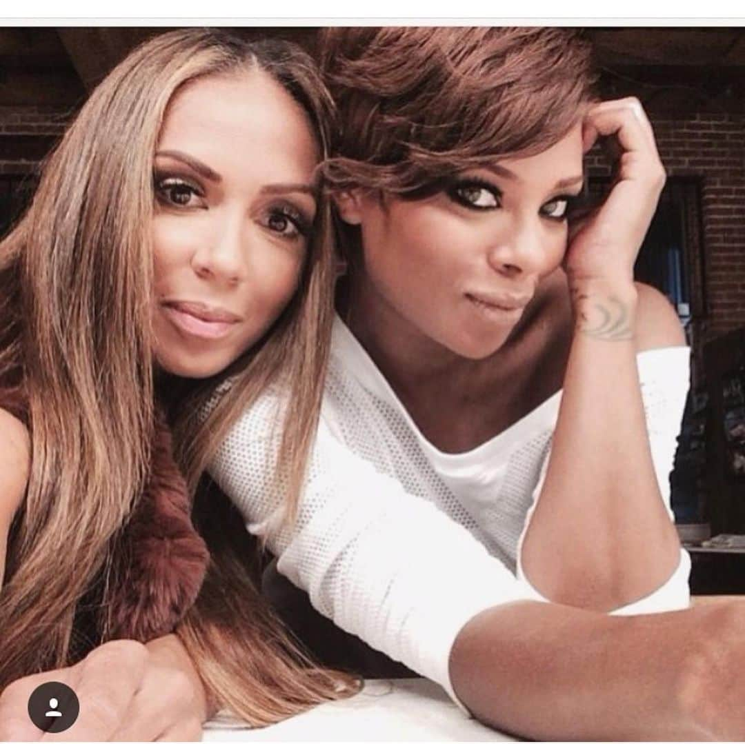 エヴァ・マルセルさんのインスタグラム写真 - (エヴァ・マルセルInstagram)「In honor of #nationalsisterday my god given sister by love not biology #missingmoseley Steph💫 my angel, forever bestie RIH HazelStar」8月6日 6時01分 - evamarcille