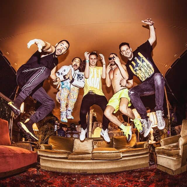 Dimitri Vegas & Like Mikeさんのインスタグラム写真 - (Dimitri Vegas & Like MikeInstagram)「Jump around」8月6日 1時10分 - dimitrivegasandlikemike