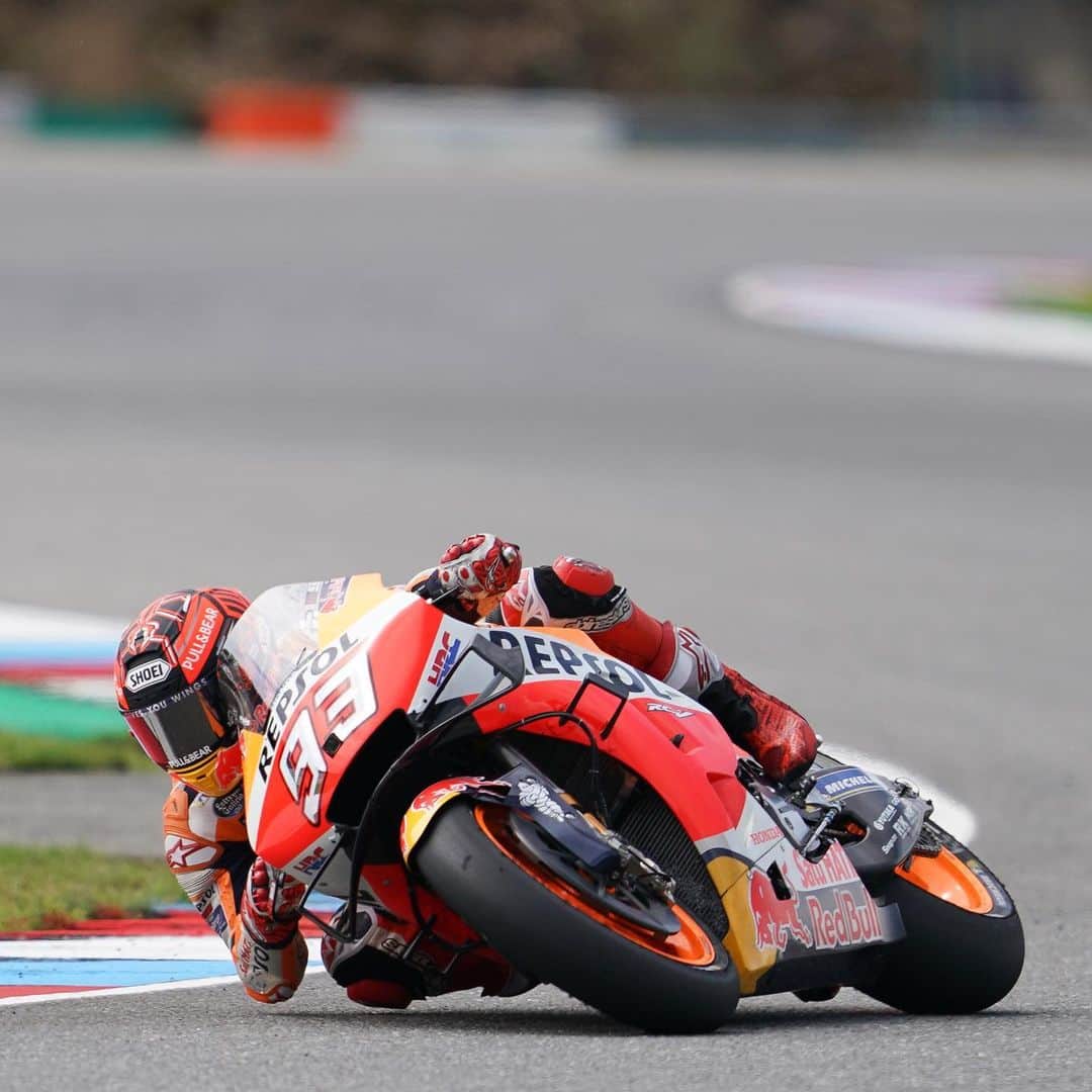 レプソル・ホンダのインスタグラム：「#BrnoTest ✅ ⠀⠀⠀⠀⠀⠀⠀⠀⠀ 70 laps and A LOT of information gained. See you in Austria! 🇦🇹」