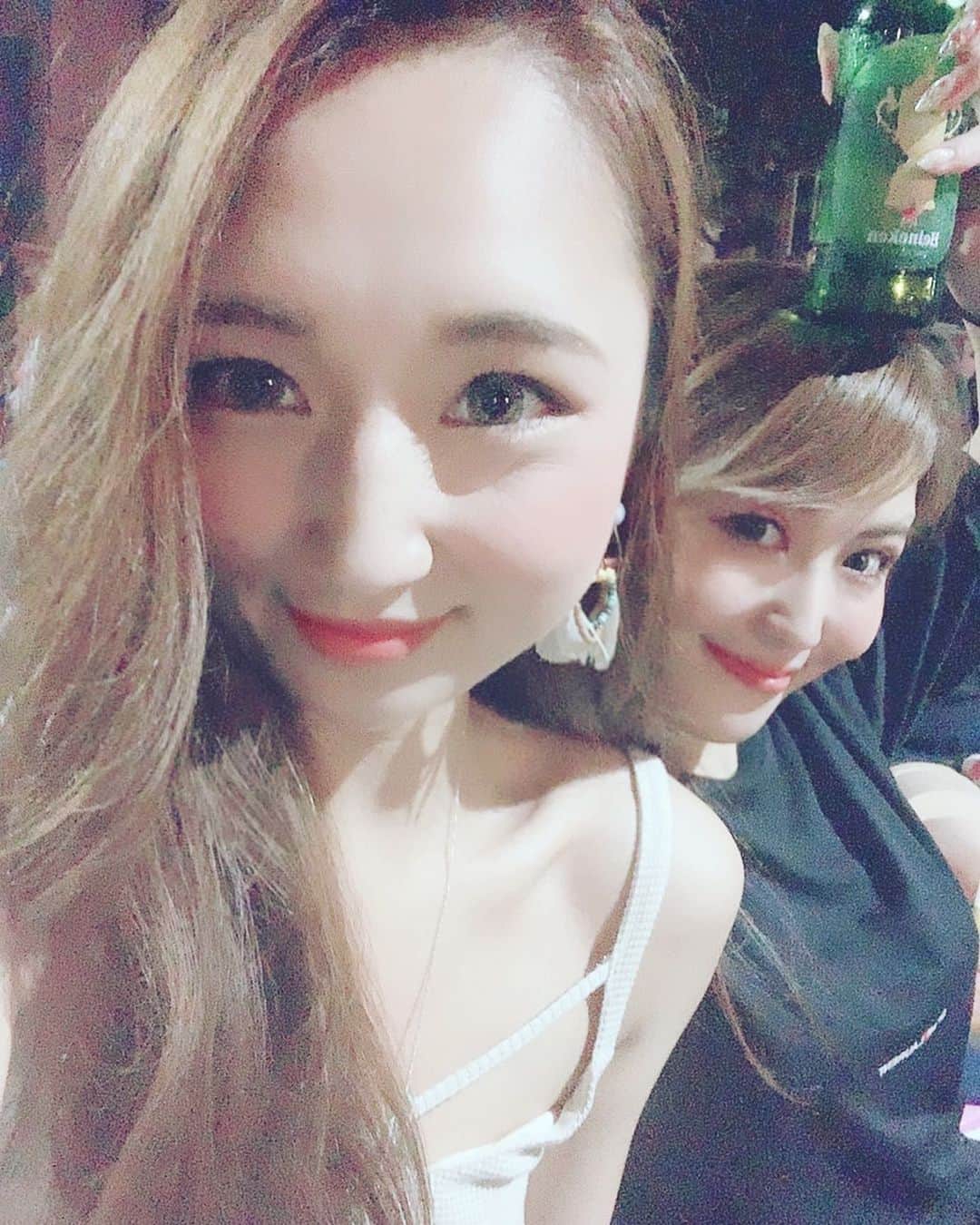 及川真珠のインスタグラム：「🥰 . 仙台七夕前夜祭🙋‍♀️ . りさちゃんと花火〜〜🥺💓 . めっちゃ楽しかった🤤✨ 中高一緒だし、 絶対的な安定感。 . 1ヶ月ぶりでも何ヶ月ぶりでも 昨日ぶり感あるよね🤤(笑) . いつもありがと🥰💓 . #仙台七夕 #前夜祭 #花火 #フィナーレをフィナーレと思ってないあたり #なんなら期待値上がって欲してるレベル #そして、うちらの調べなさ #行き当たりばったり #そゆのも好き」
