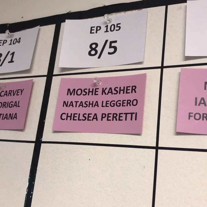 デヴィッド・スペードのインスタグラム：「Thanks for watching last week,more she- nannigans to come.  Tonight @chelsanity @moshekasher and the lovely @natashaleggero」