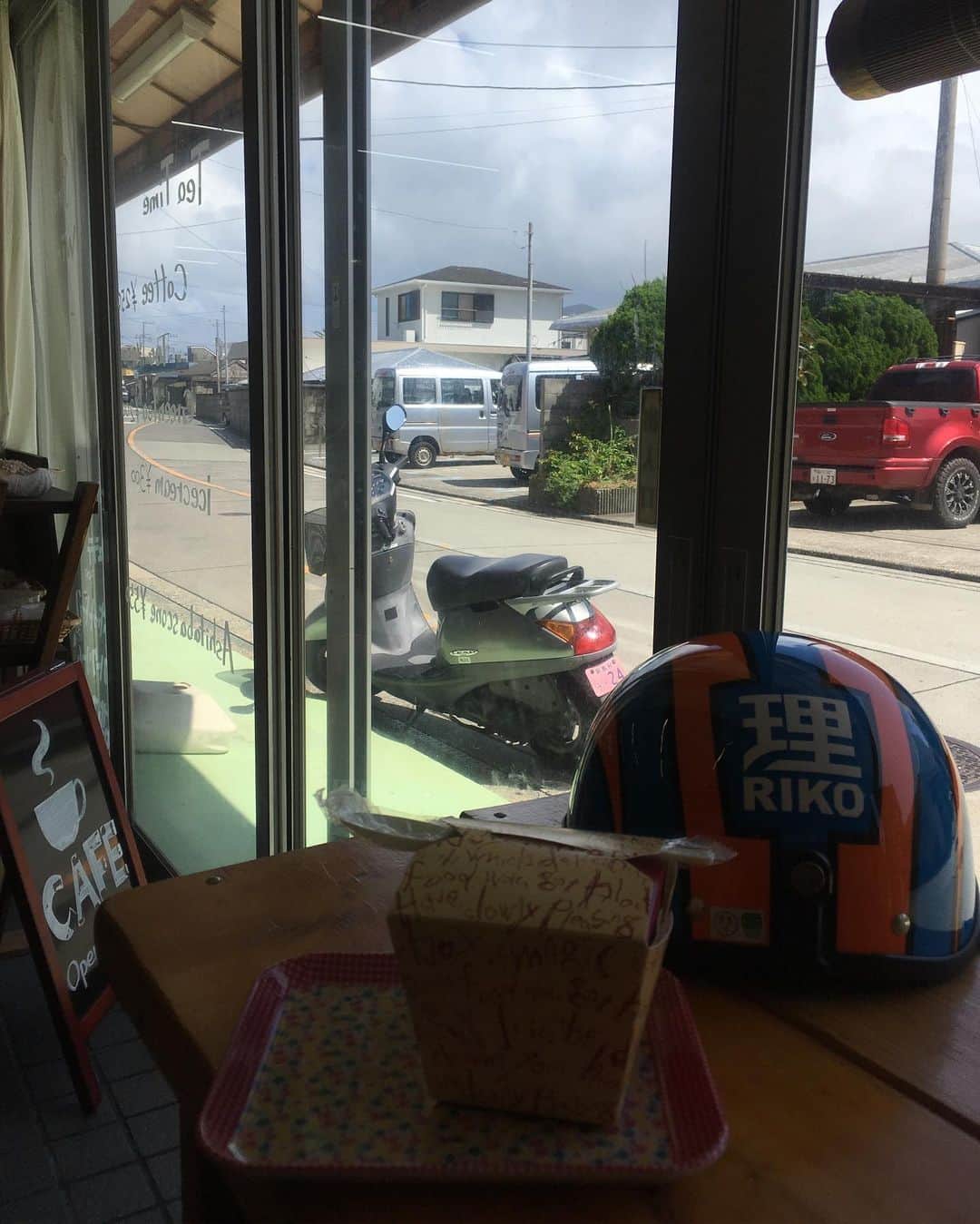 福山理子さんのインスタグラム写真 - (福山理子Instagram)「新島の想い出 #2018年夏 #ゆうひの丘 #新島 #モヤイ像  #レンタルバイク」8月6日 2時13分 - rikofukuyama