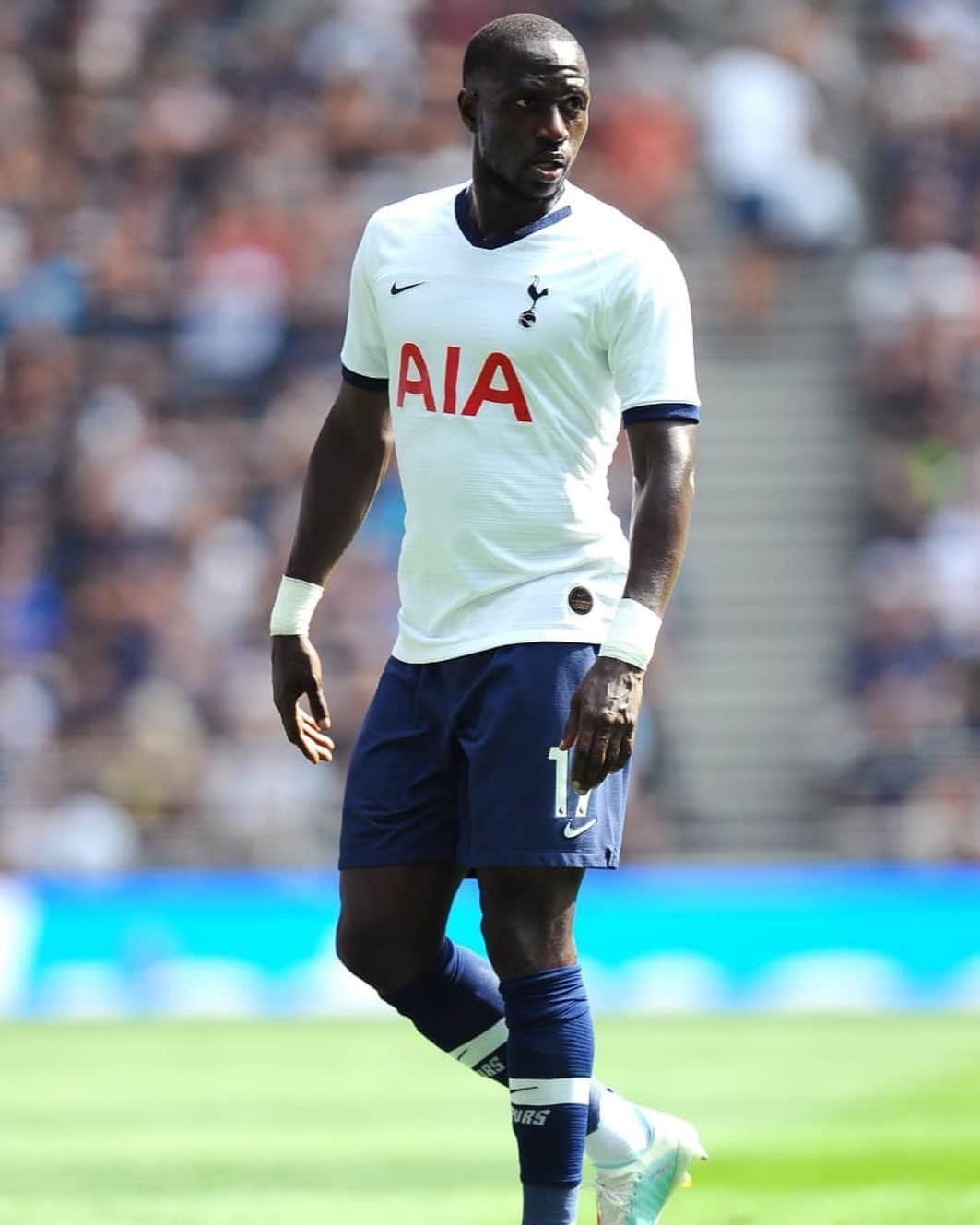 ムサ・シソコさんのインスタグラム写真 - (ムサ・シソコInstagram)「#PremierLeague is back this week 🔥 Are you ready guys ? 👊🏿 #COYS #MS17」8月6日 2時50分 - moussasissokoofficiel