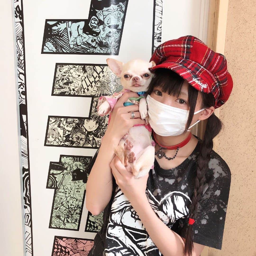 椎名ひかり（ひかりん）さんのインスタグラム写真 - (椎名ひかり（ひかりん）Instagram)「#大蛇丸 #ミツキ #borutouzumaki  #naruto #痛ネイル #ニジゲンノモリナルト イキタイ #スムースチワワ  秋葉原にあるココカラさんでやってもらいました！！！最近naruto愛が再熱してるので、ボルトのキャラも入れ、naruto痛ネイルです🍥  幼き頃から永遠に推しである、大蛇丸です♂♀カブトも好きです。技では月読がつかいたいってばさ！！！ ビルスが、ベロが長くて大蛇丸みたいです！ビルチマル！！！」8月6日 3時30分 - pikarin_shiina