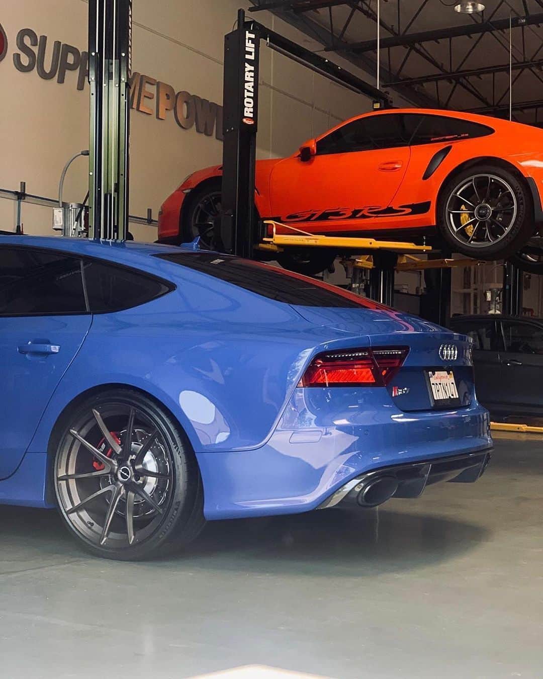 CARLiFESTYLEさんのインスタグラム写真 - (CARLiFESTYLEInstagram)「Blue Audi RS7 set up with @brixtonforged! Who’s excited for the next gen RS7? #carlifestyle #RS7 @supremepower」8月6日 3時44分 - carlifestyle