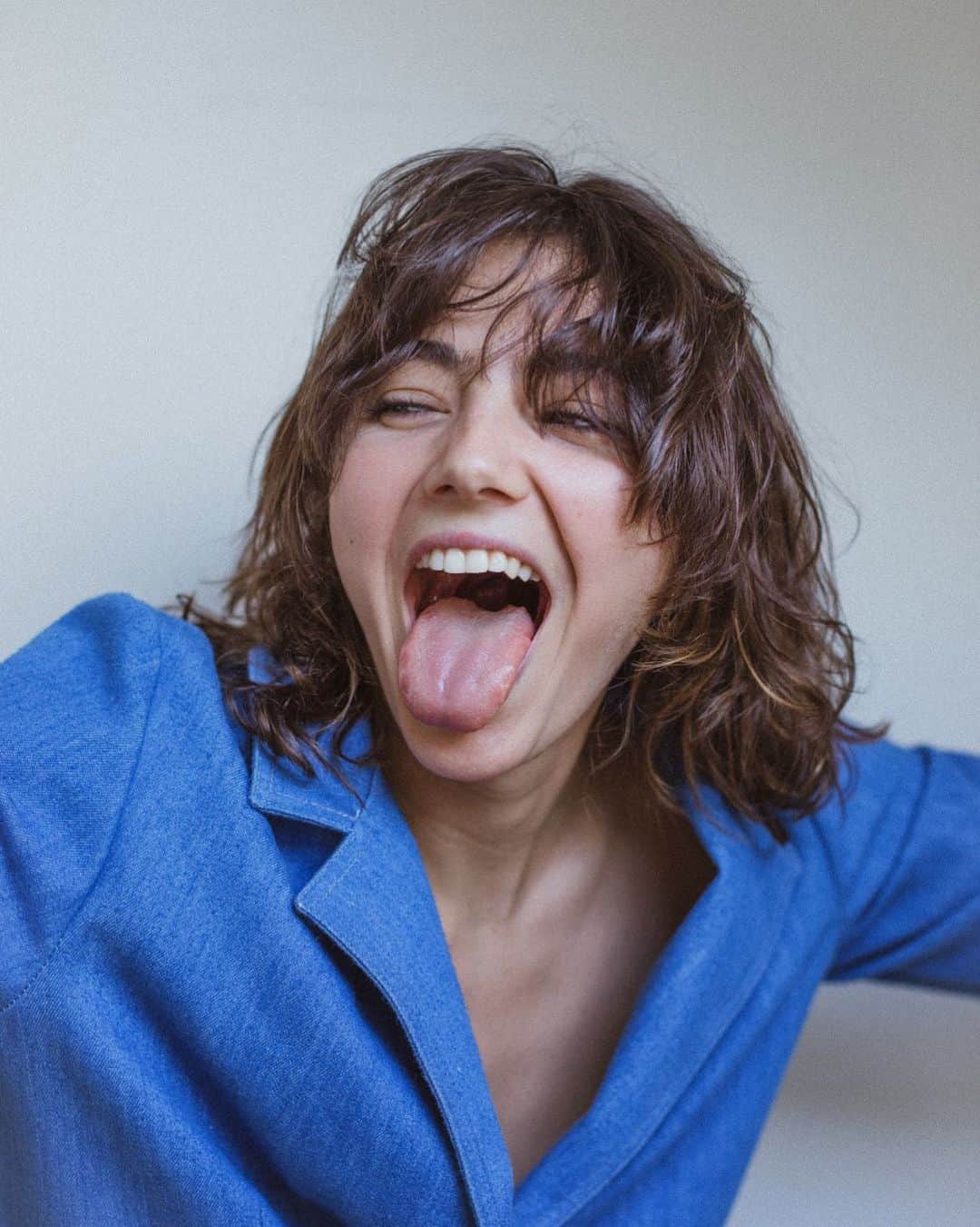 Amelia Zadroのインスタグラム：「Holiday mode」