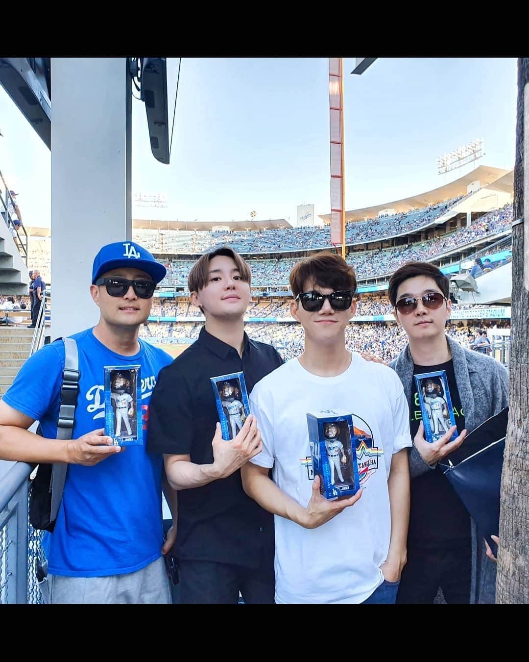 JUNO さんのインスタグラム写真 - (JUNO Instagram)「LA Dodgers 경기 직관와서 행복한 여섯남자들⚾️ #ladodgers #la다저스」8月6日 14時08分 - kimmooyoung