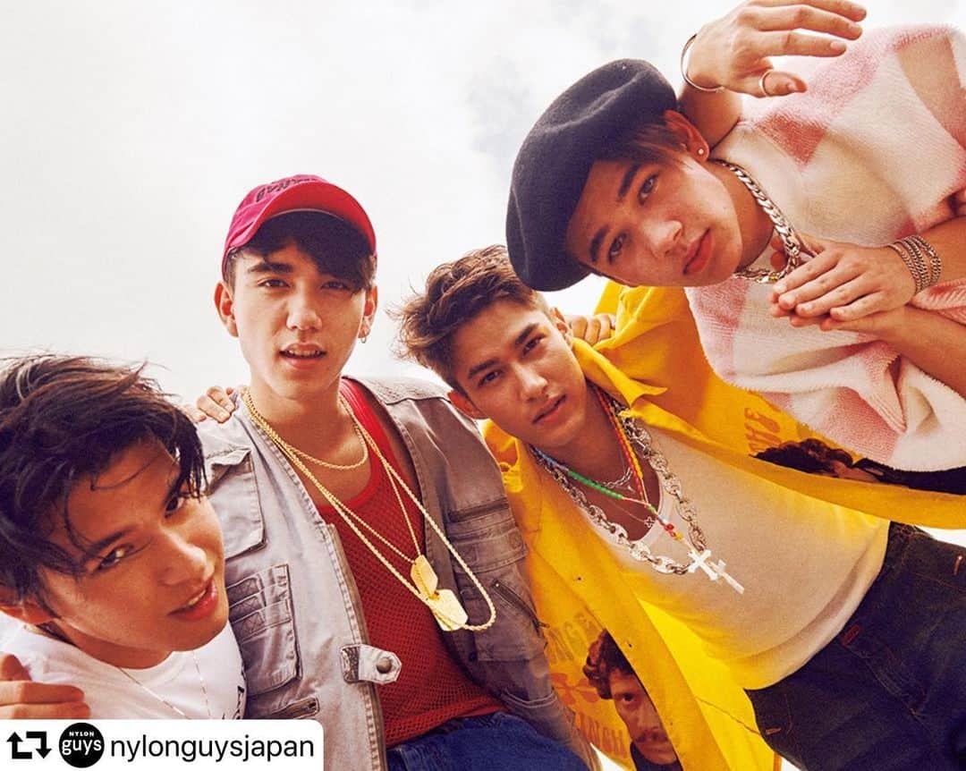 西村哲也のインスタグラム：「Styled by me #repost @nylonguysjapan ・・・ 学校でも街でもなぜか目立って常に視線を浴びる彼ら。INTERSECTIONの4人とAMYのそれぞれの恋が見え隠れする放課後のまぶしいユースストーリーを目の当たりにして。  september issue CLOSE TO YOU  model @intersection_tokyo  photographer @itogenki styling @tetsuyanishimura hair @takeshikatoh makeup @shinoizumiari  #nylonguys #nylonjapan #nylonjp #aboything #fashion #beauty #culture #caelumjp」