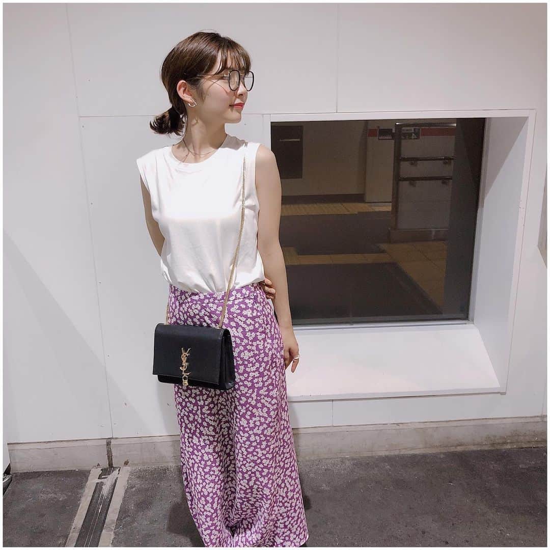 伊藤梨沙子さんのインスタグラム写真 - (伊藤梨沙子Instagram)「気づけば白Tがどんどん増えてく笑 楽チンです✌︎ 昨日は久しぶりに友達とごはんをたべに遠出しました！楽しかった！」8月6日 14時52分 - ito_risako