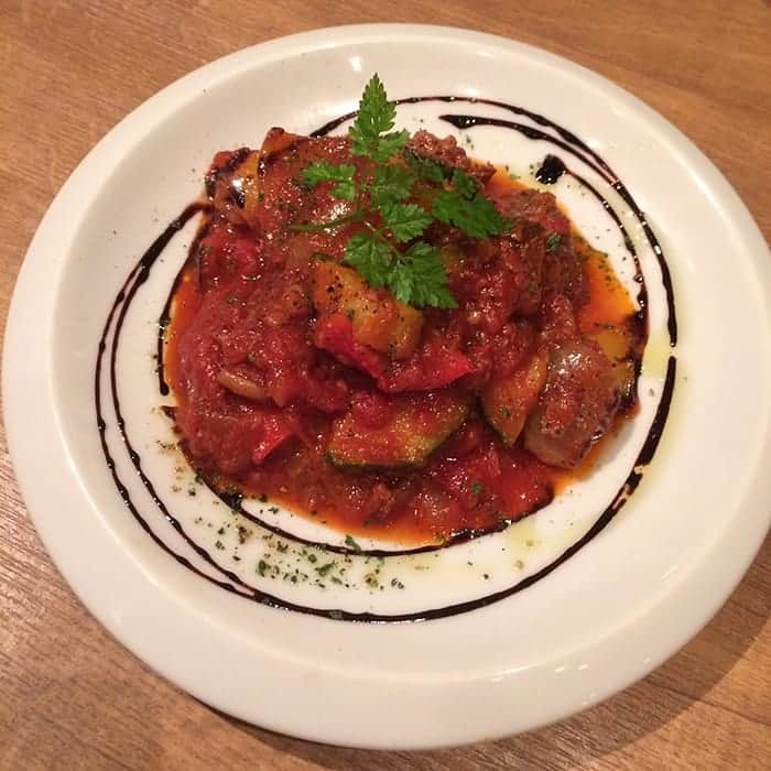 ビアージョ新宿のインスタグラム：「こんにちは、新宿西口のイタリアン＆ワインバル「ビアージョ」です。ブログ更新しました！「ビアージョ、8月のワンコイン前菜はこちら」是非ご来店をお待ちしております。▼詳しくはこちら▼ https://viagio-shinjuku.com/onecoin/  #ビアージョ#新宿#イタリアン#バル#居酒屋#送別会#二次会」
