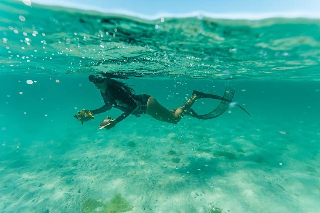 Costa Sunglassesのインスタグラム：「Ceviche supplies. #WaterToBreathe #SeeWhatsOutThere」