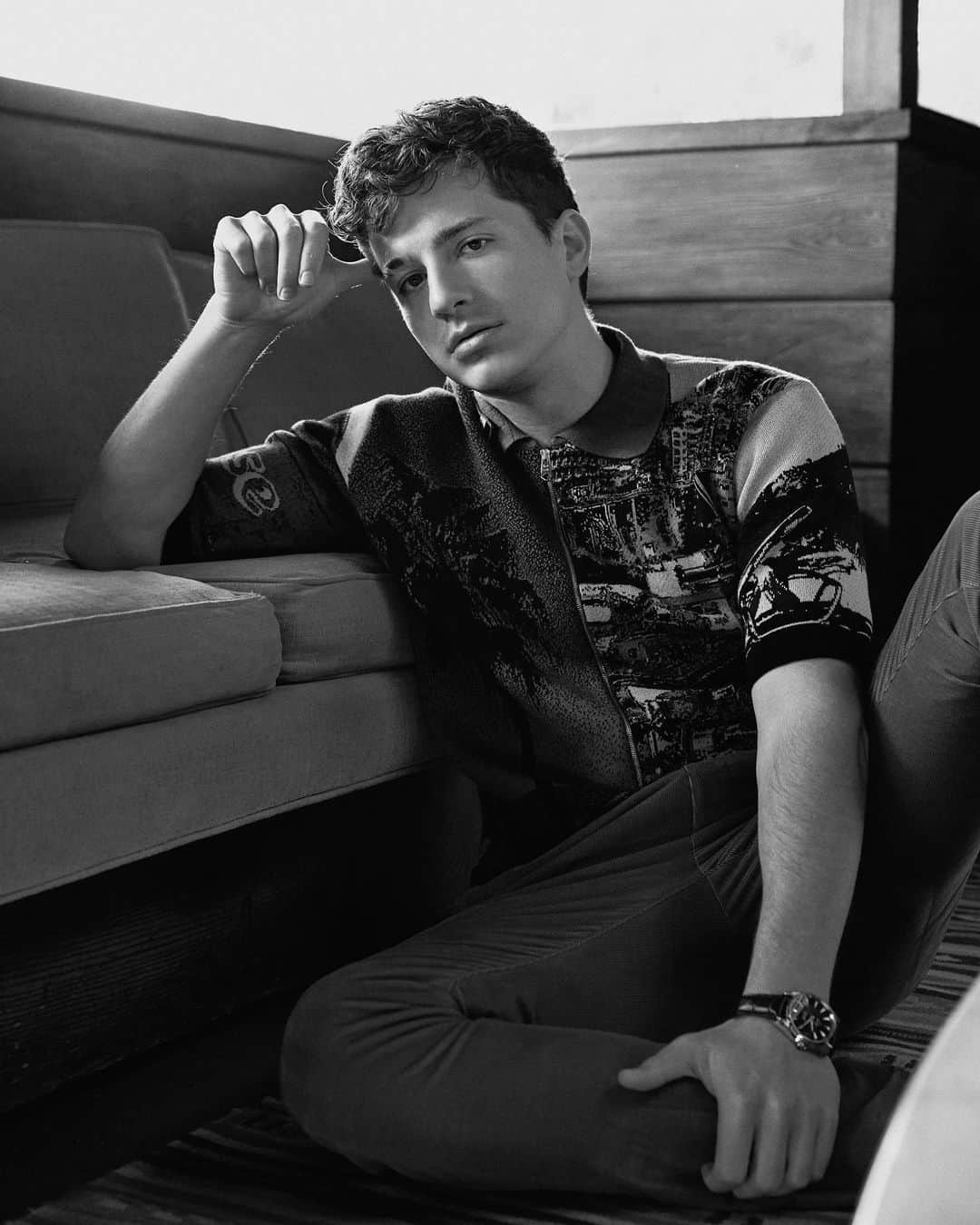 Men's Fashion Postさんのインスタグラム写真 - (Men's Fashion PostInstagram)「Summer 2019 incoming — Charlie Puth (@charlieputh) for #MFPMagazine - The Music Issue. PRE-ORDER NOW. Link in bio.  Photographed by @steventaylor Styled by @adrianmartinn Grooming by @mnmachado Styling assistant by @lochoanggg83」8月6日 6時55分 - mensfashionpost