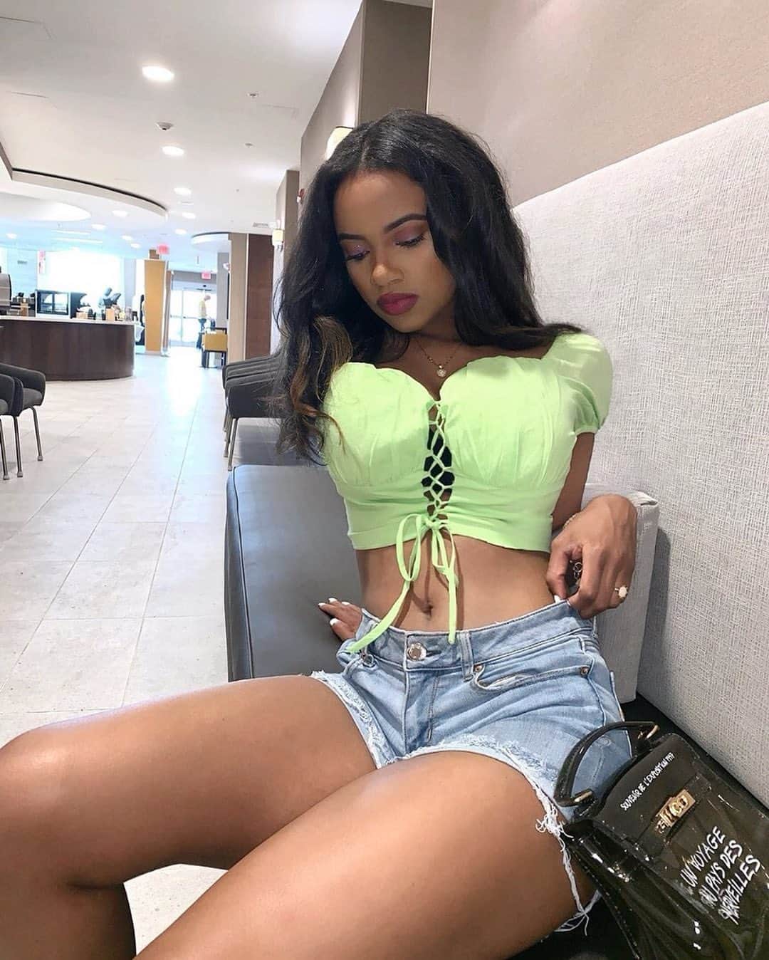 SHEINさんのインスタグラム写真 - (SHEINInstagram)「Tag someone who would look great in these cute tops. @belleyaraa Shop 'SHEIN Neon Lime Lace-Up Front Bustier Crop Top' link in bio. ID：718292 #SHEIN #SHEINgals #SHEINstyle #SHEINss2019 #croptop #neon」8月6日 7時17分 - sheinofficial
